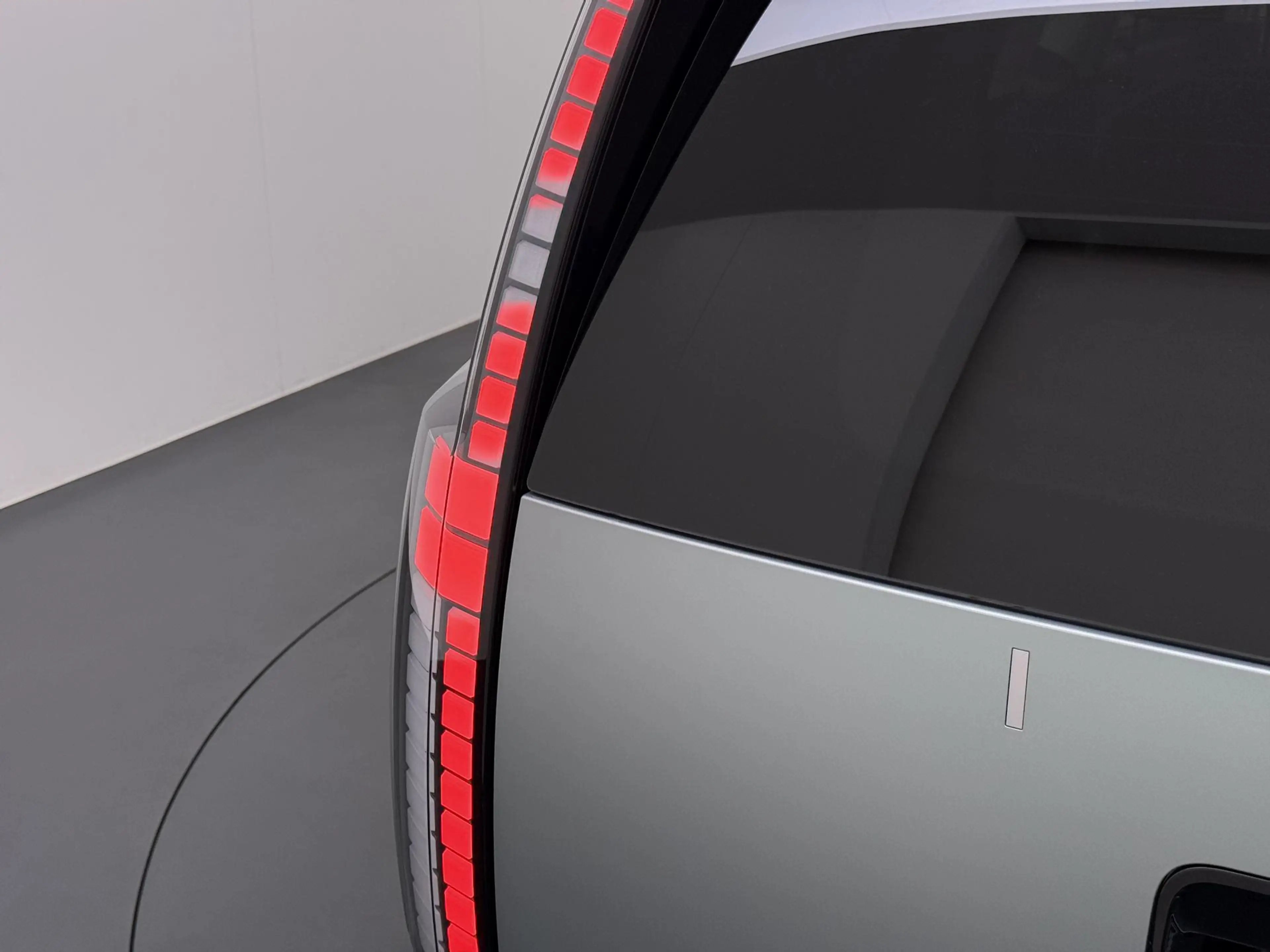 Hyundai IONIQ 9 110,3 kWh 308pk AWD 7p.110.3 kWh Connect+ Massages — photo 11