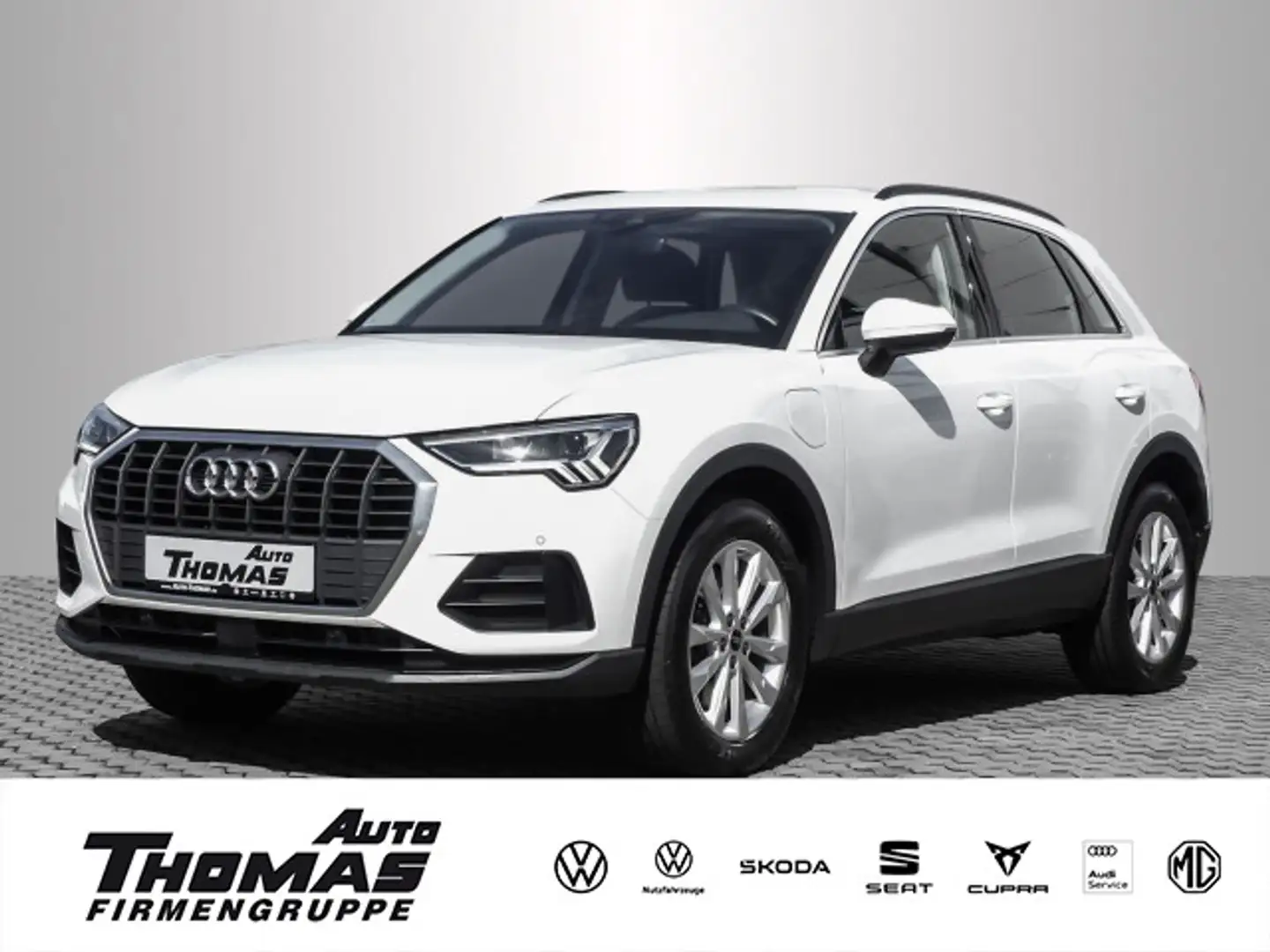 Audi Q3 basis 45 TFSIe S tronic LED+RFK+SHZ+PDC Weiß - 1
