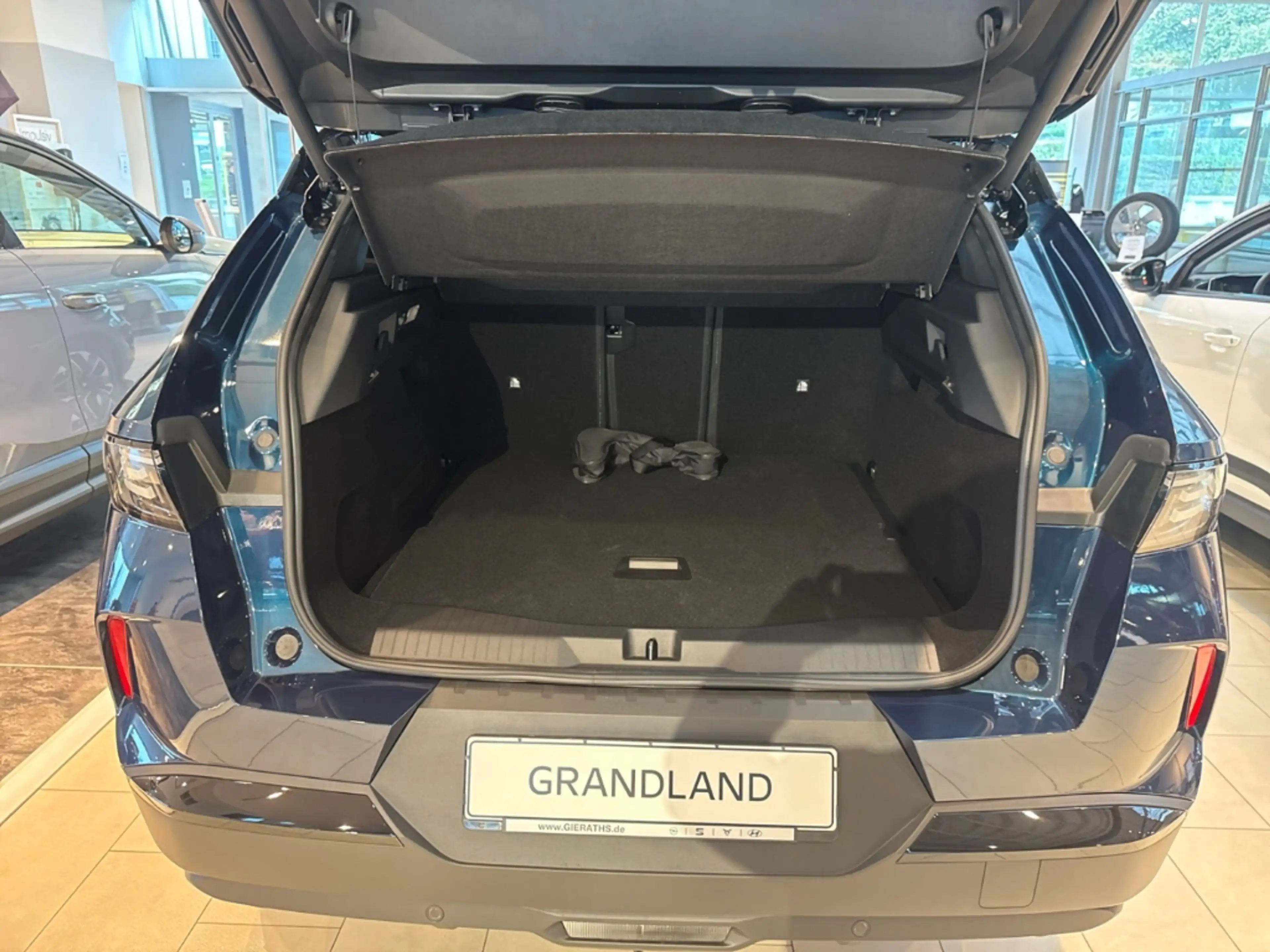 Opel Grandland 1.2 48V Mild-Hybrid GS Hybrid 6-Gang-Dopp AHK El. — photo 12