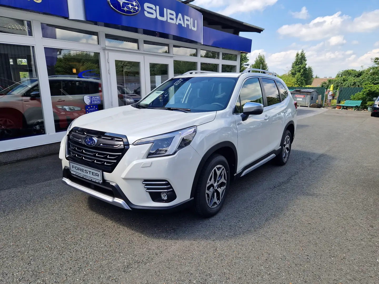Subaru Forester 2.0ie Lineartronic Comfort Blanc - 1