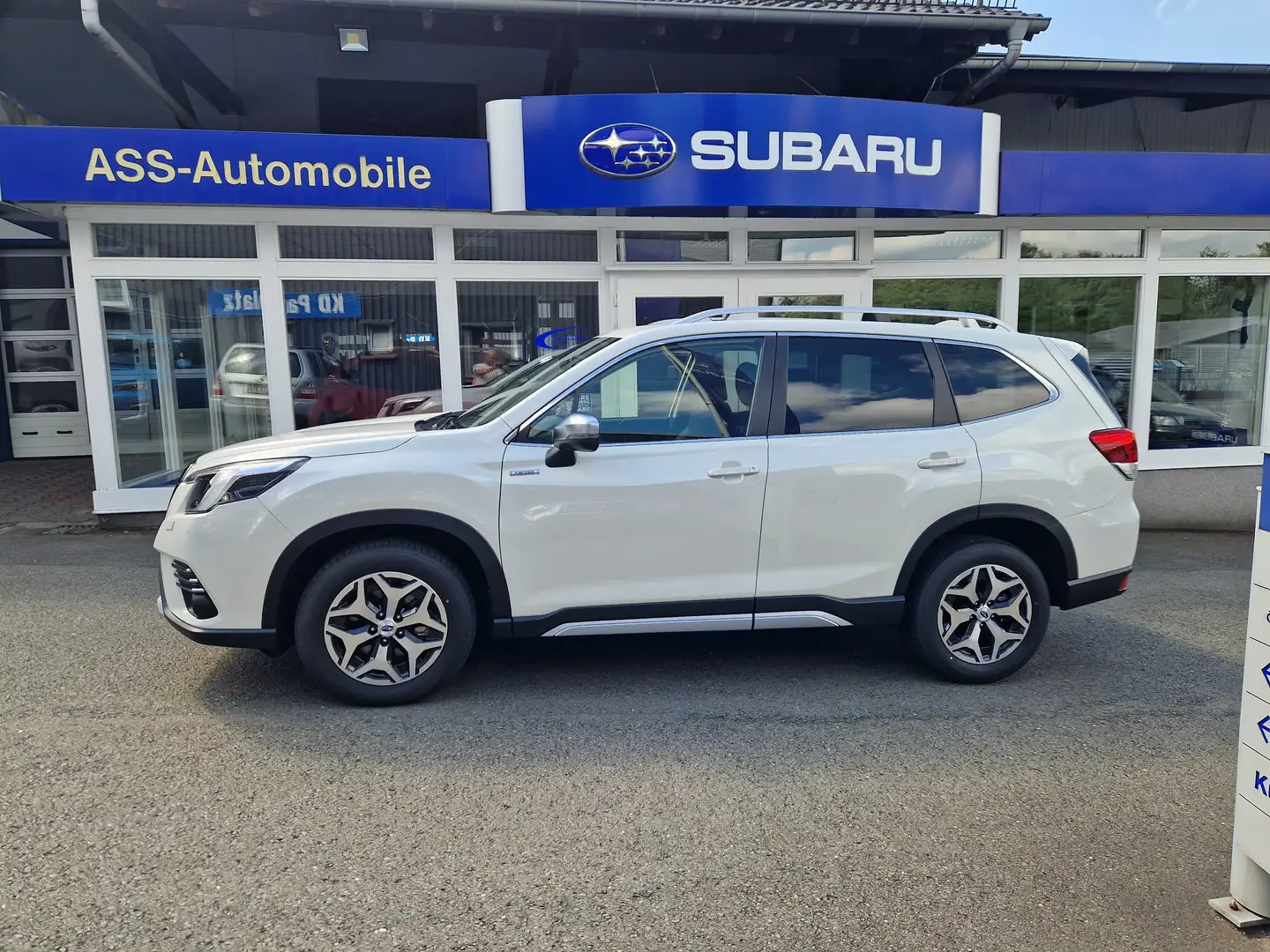 Subaru Forester 2.0ie Lineartronic Comfort Blanc - 2
