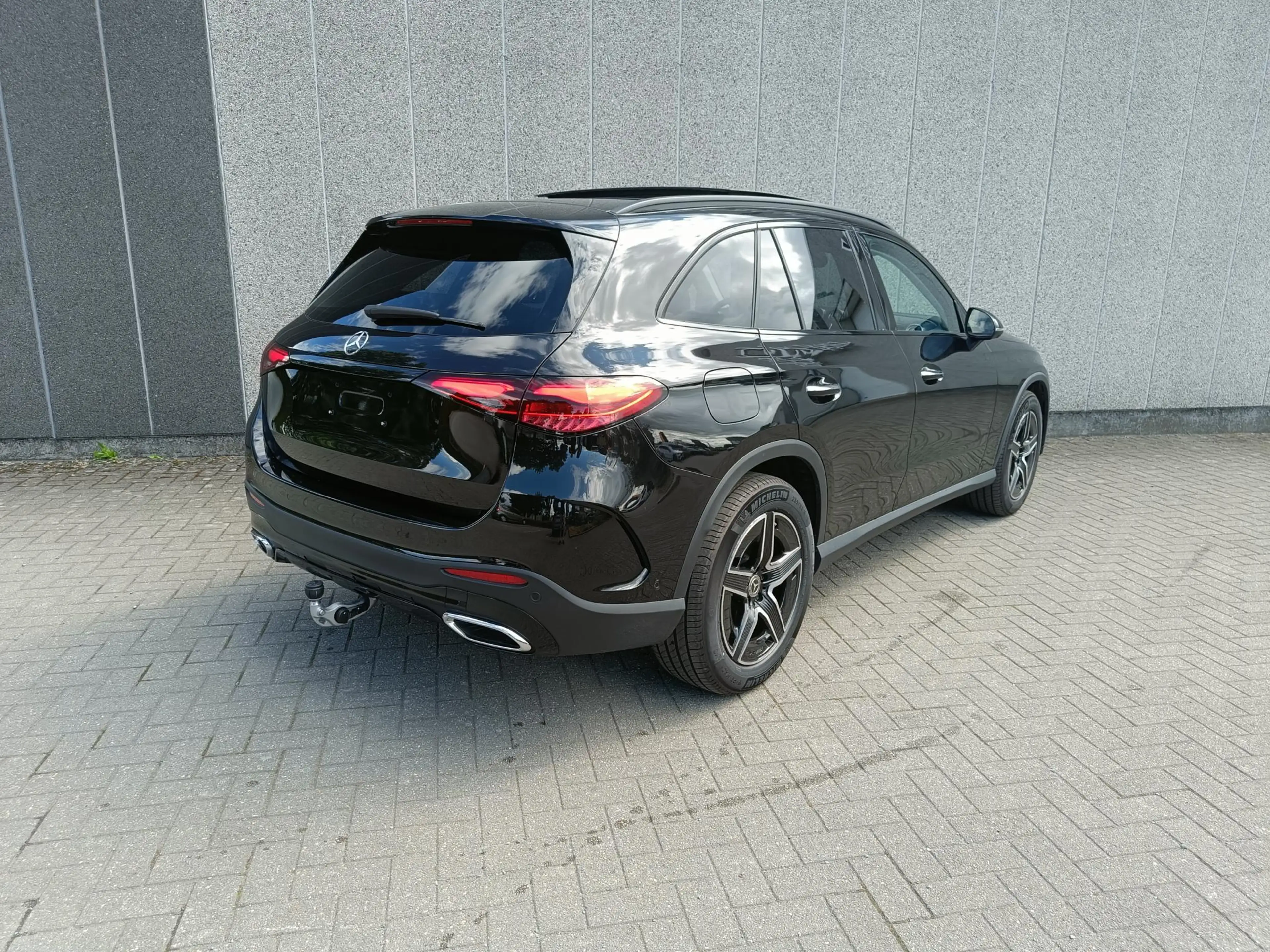 Mercedes-Benz GLC 200 4MATIC Pano dak * Trekhaak * AMG-Line - Pano. dak — photo 21