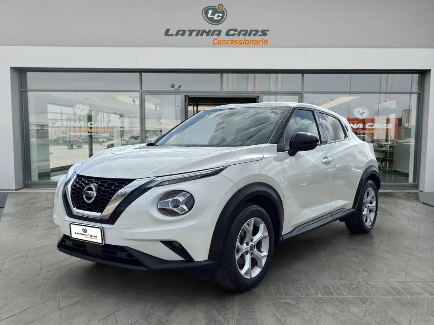 Nissan Juke 1.0 dig-t N-Connecta 114cv Con TELECAMERA Blanc - 1