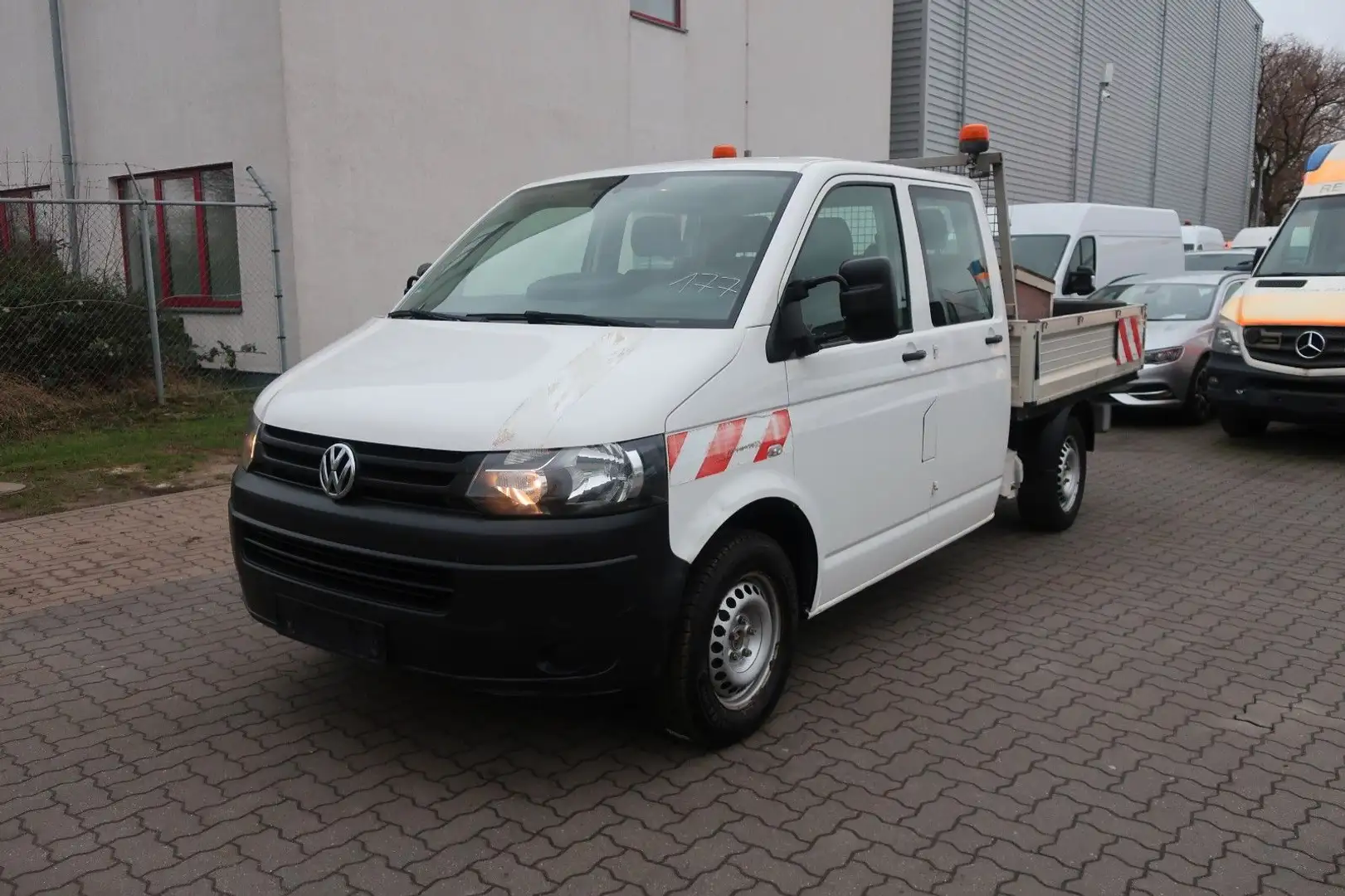 Volkswagen T5 Transporter Pritsche Doppelkabine Klima Weiß - 1