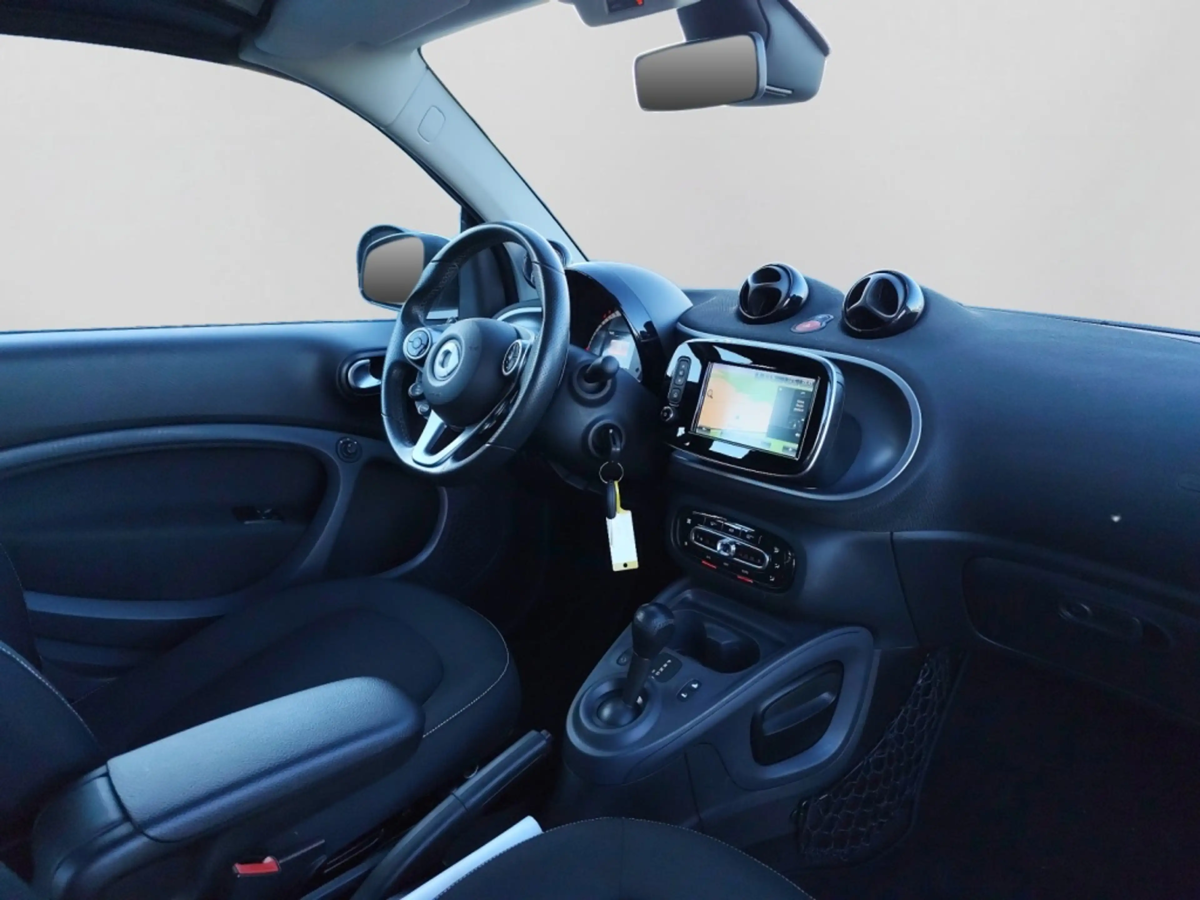 smart forTwo cabrio SHZ|TEMP|KLIMA|LM|NAVI|ALLWETTER — photo 15