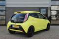 Toyota Aygo 1.0 VVT-i X-Cite / Carplay / Camera / N.A.P. Jaune - thumbnail 3