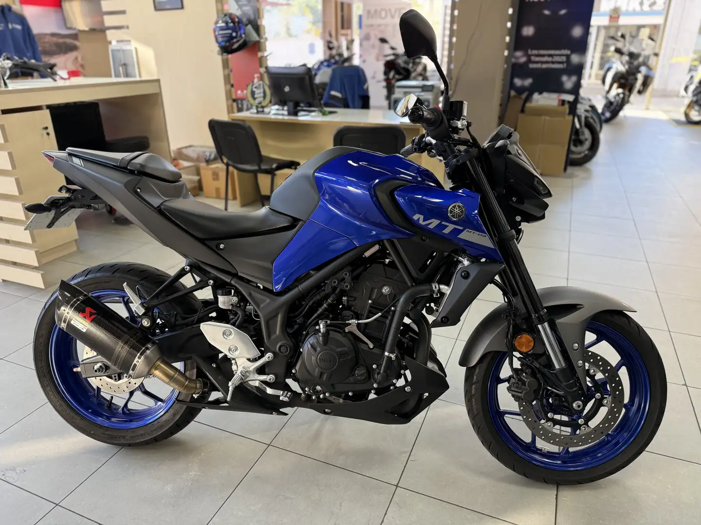 Yamaha MT-03 Blau - 1