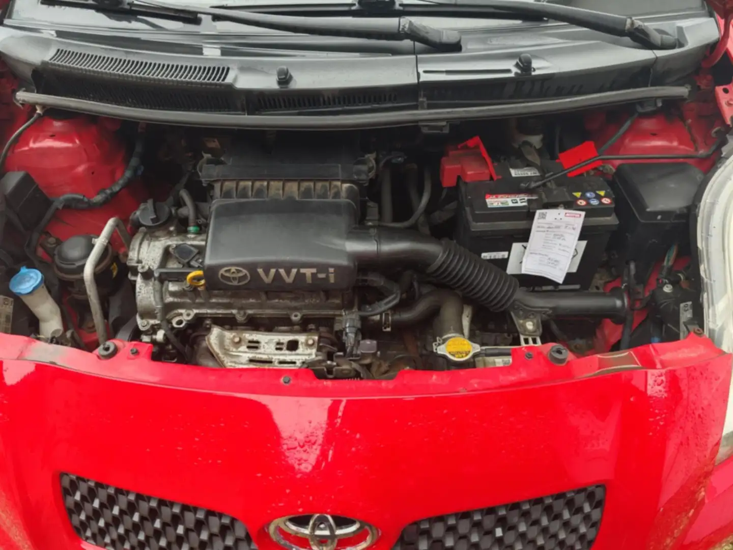 Toyota Yaris Yaris 1.3 VVT-i Team Rot - 1