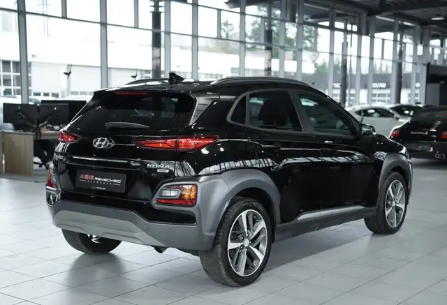 Hyundai Kona view 8