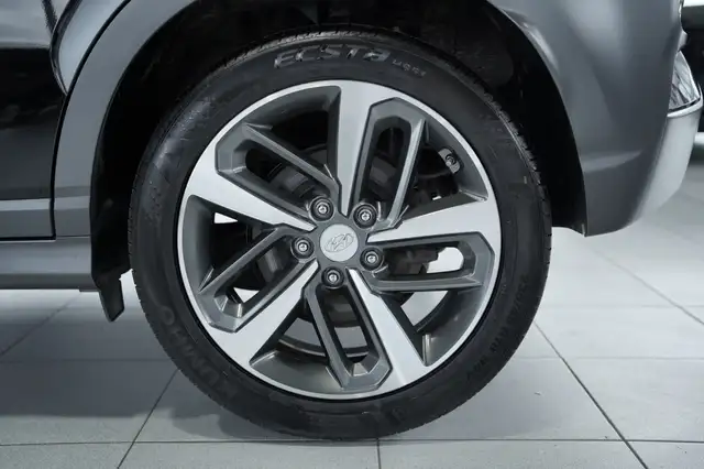 Hyundai Kona view 15