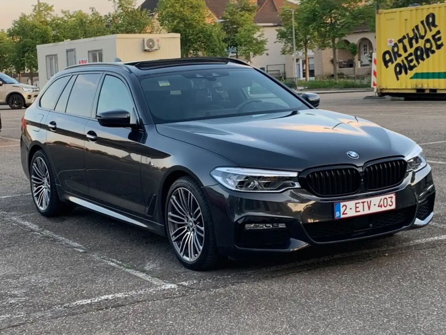 BMW 520 M pakket g31 full option - 1