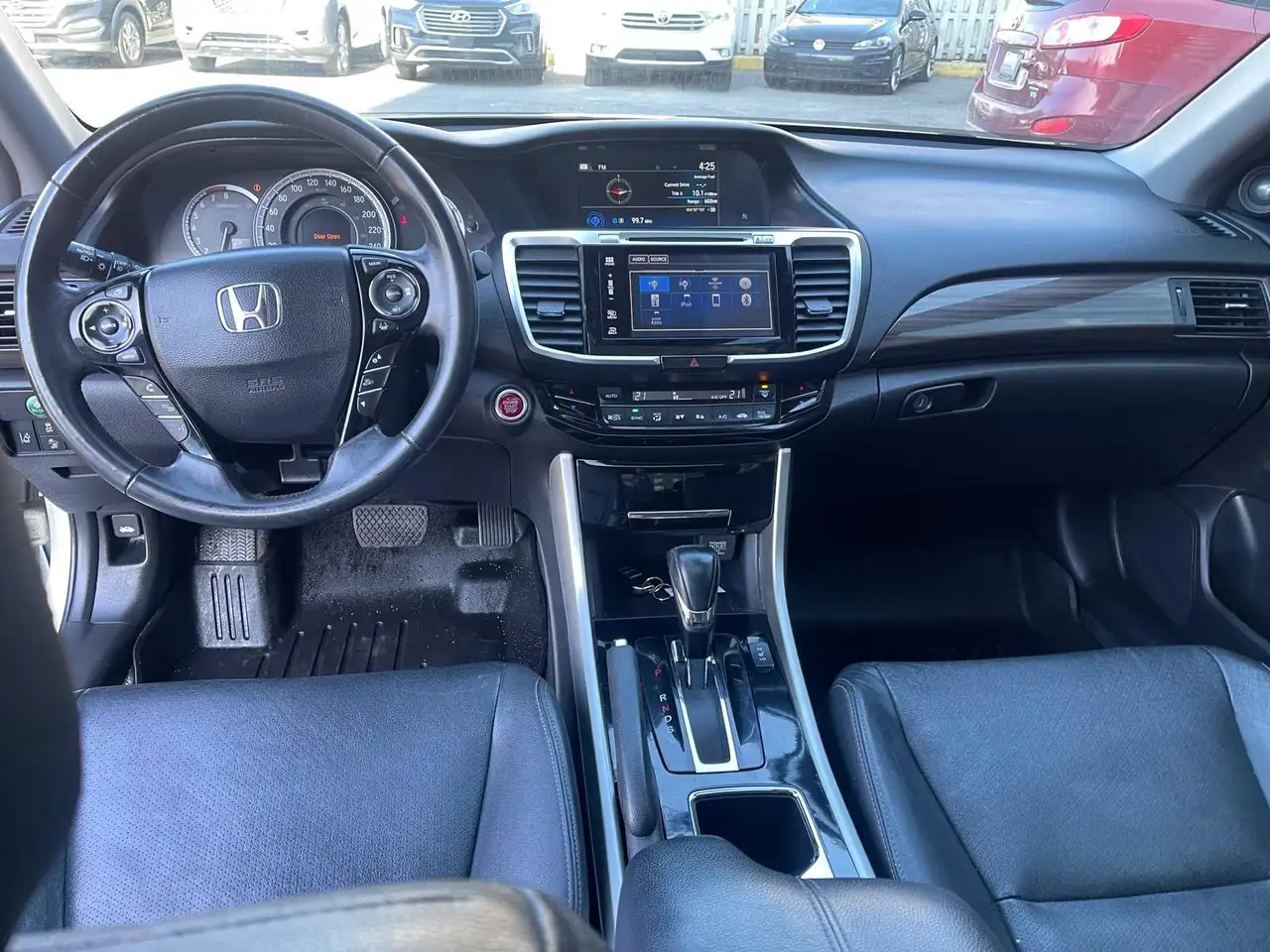 Honda Accord снимка Honda Accord