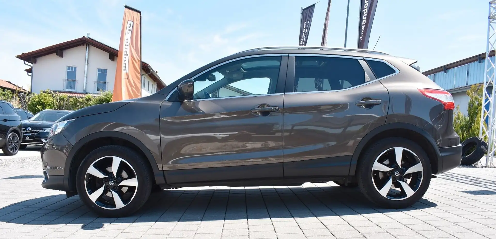Nissan Qashqai N-Connecta Marrón - 1