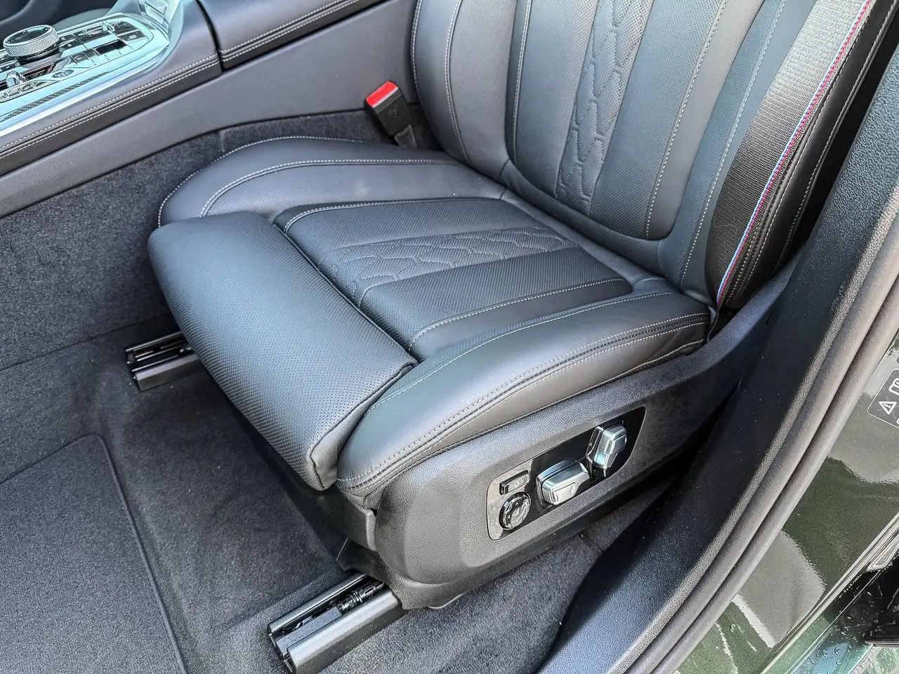 BMW X5 xDrive40d INDIVIDUAL malachitgrün II metallic * M 15