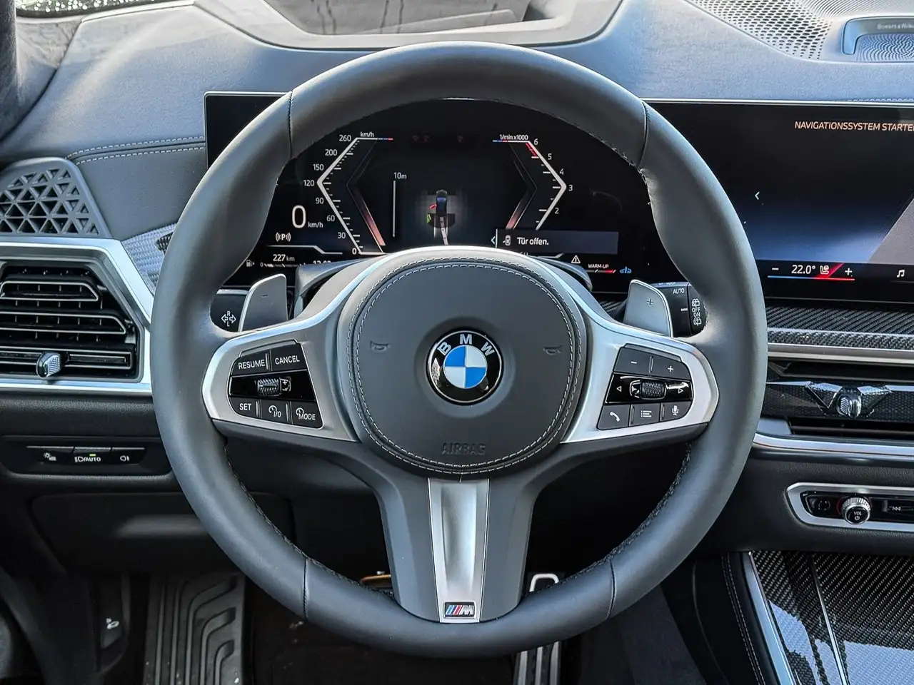 BMW X5 xDrive40d INDIVIDUAL malachitgrün II metallic * M 12