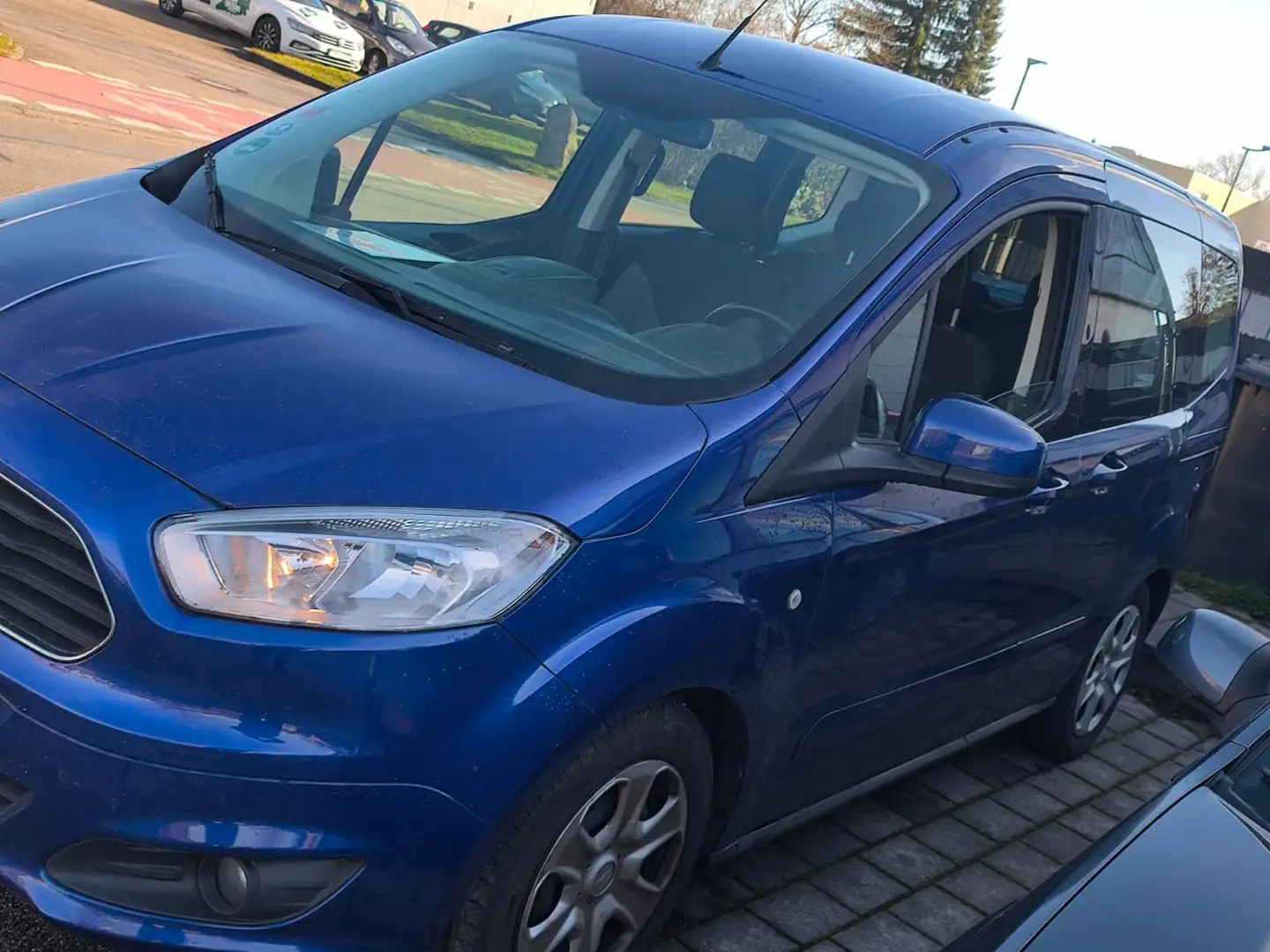Ford Tourneo Courier Tourneo Courier 1.0 EcoBoost Ambiente Blauw - 2