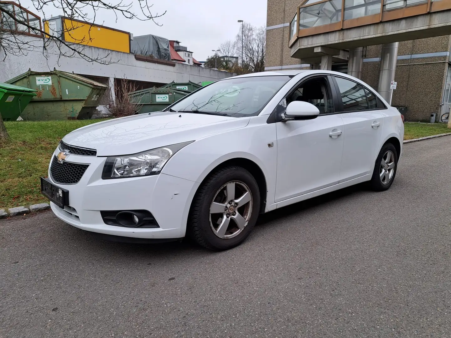 Chevrolet Cruze Cruze 1.6 LS Weiß - 1