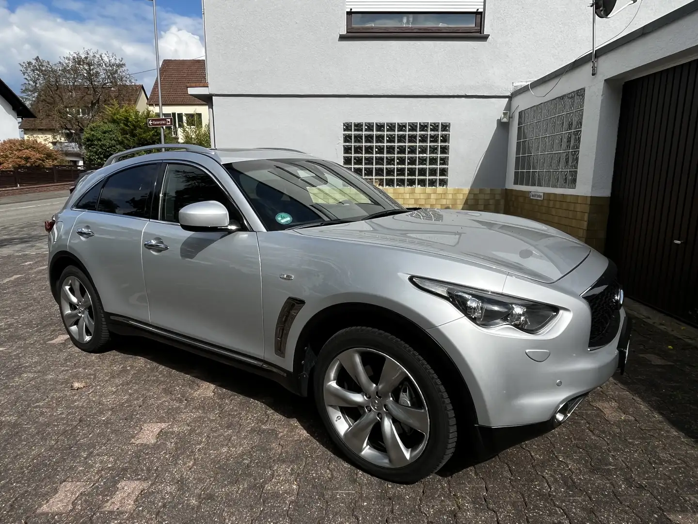 Infiniti QX70 3.7 AWD Aut. S - 2