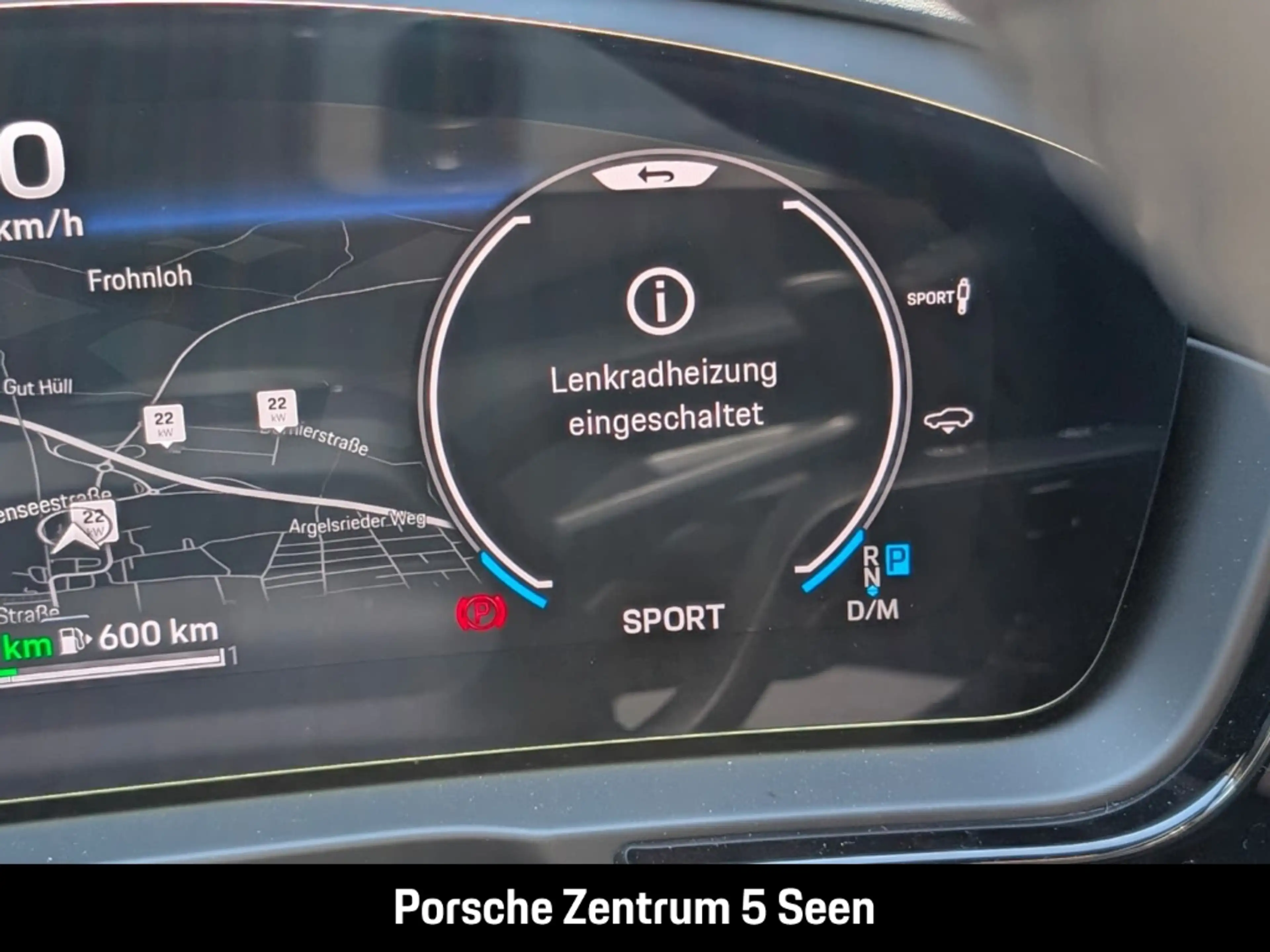 Porsche Cayenne E-Hybrid Black Edition, HEAD-UP, PRIVACY — photo 14
