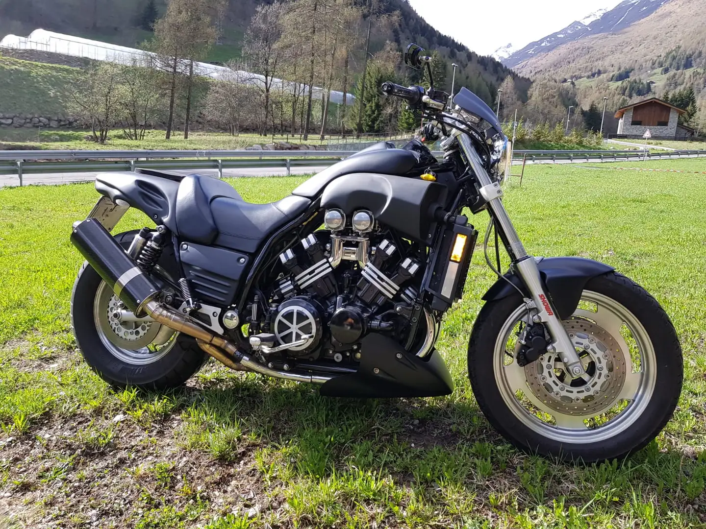 Yamaha Vmax 103 kw - 1