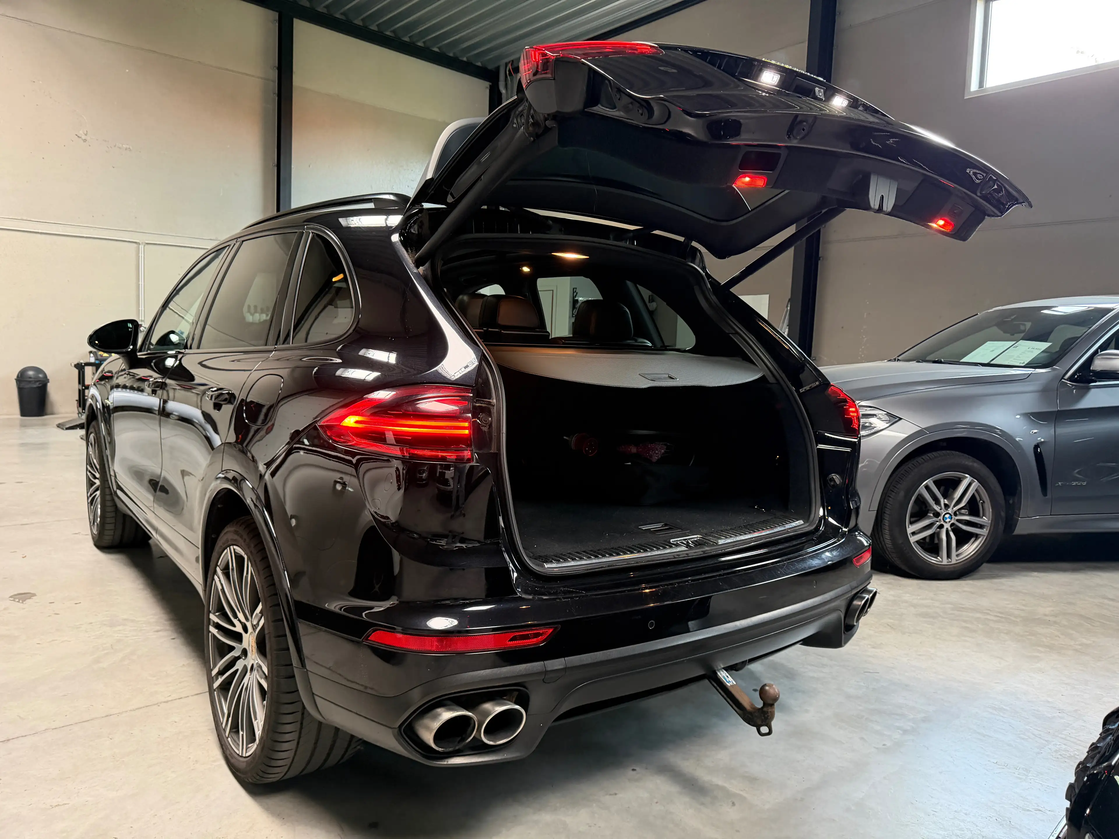 Porsche Cayenne 3.0i V6 Hybrid Tiptronic S | 1STE EIGENAAR | FULL PORSCHE SERVICE | PANO | TREKHAAK — photo 13