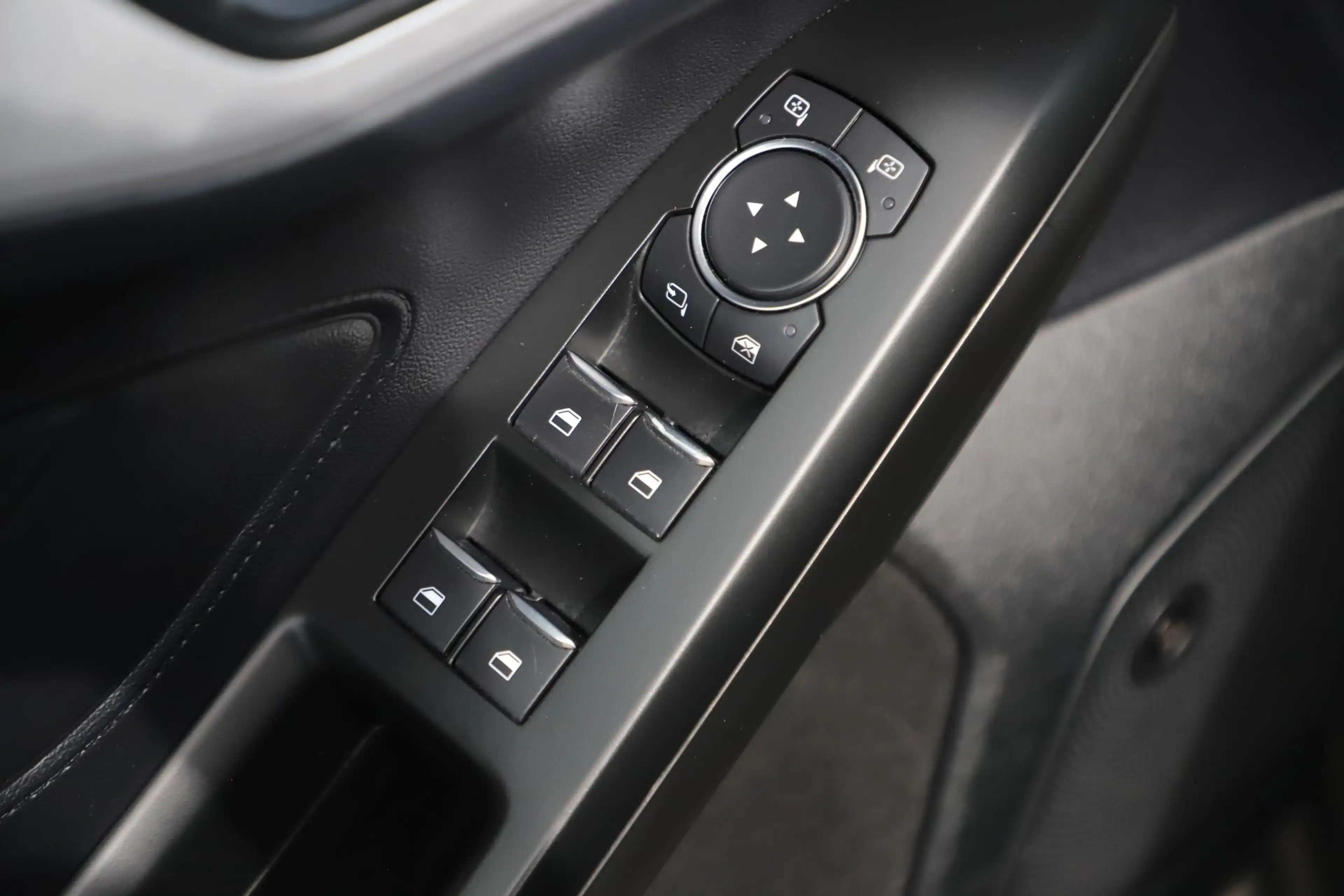 Ford Focus Wagon 1.5 EcoBlue Trend Edition Business Navigatie — photo 10