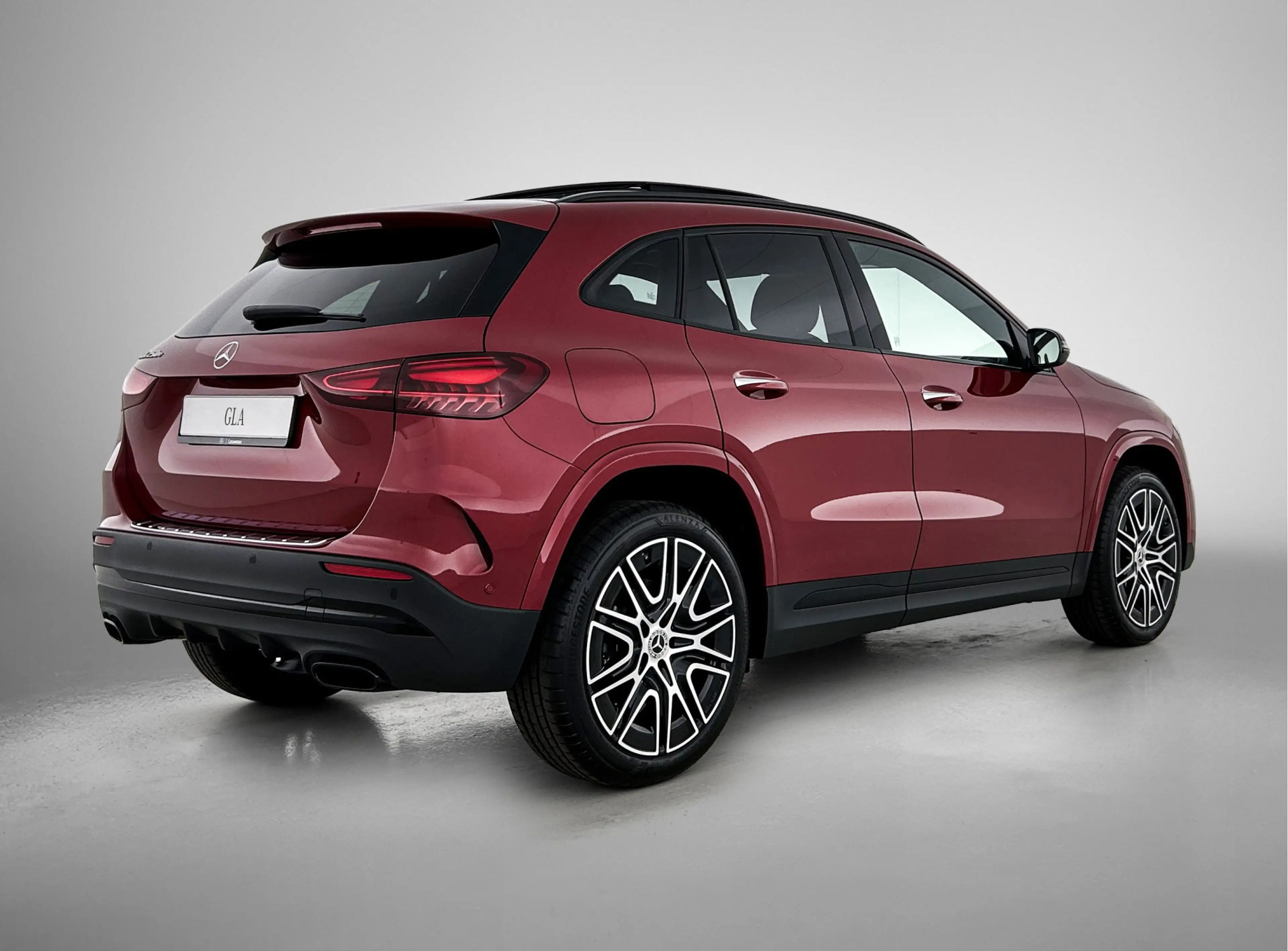 Mercedes-Benz GLA 250 e 140 Year Edition | Plus Pakket | Nightpakket | P — photo 2