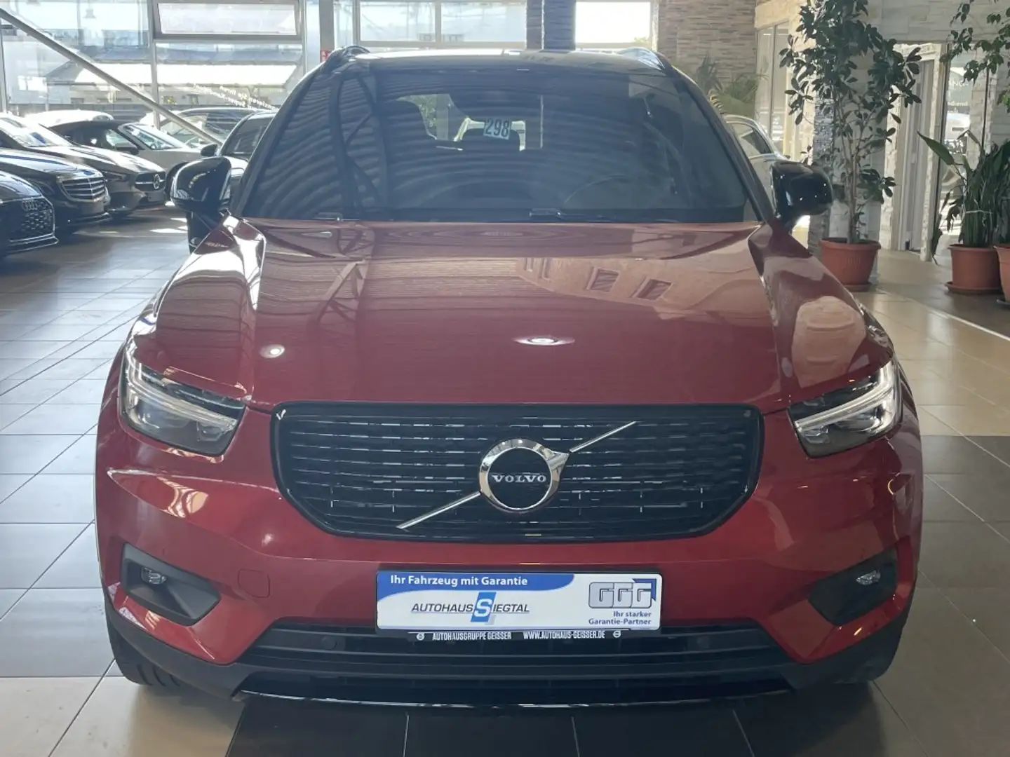 Volvo XC40 R Design Expression Hybrid dig.Cockpit LED Červená - 2