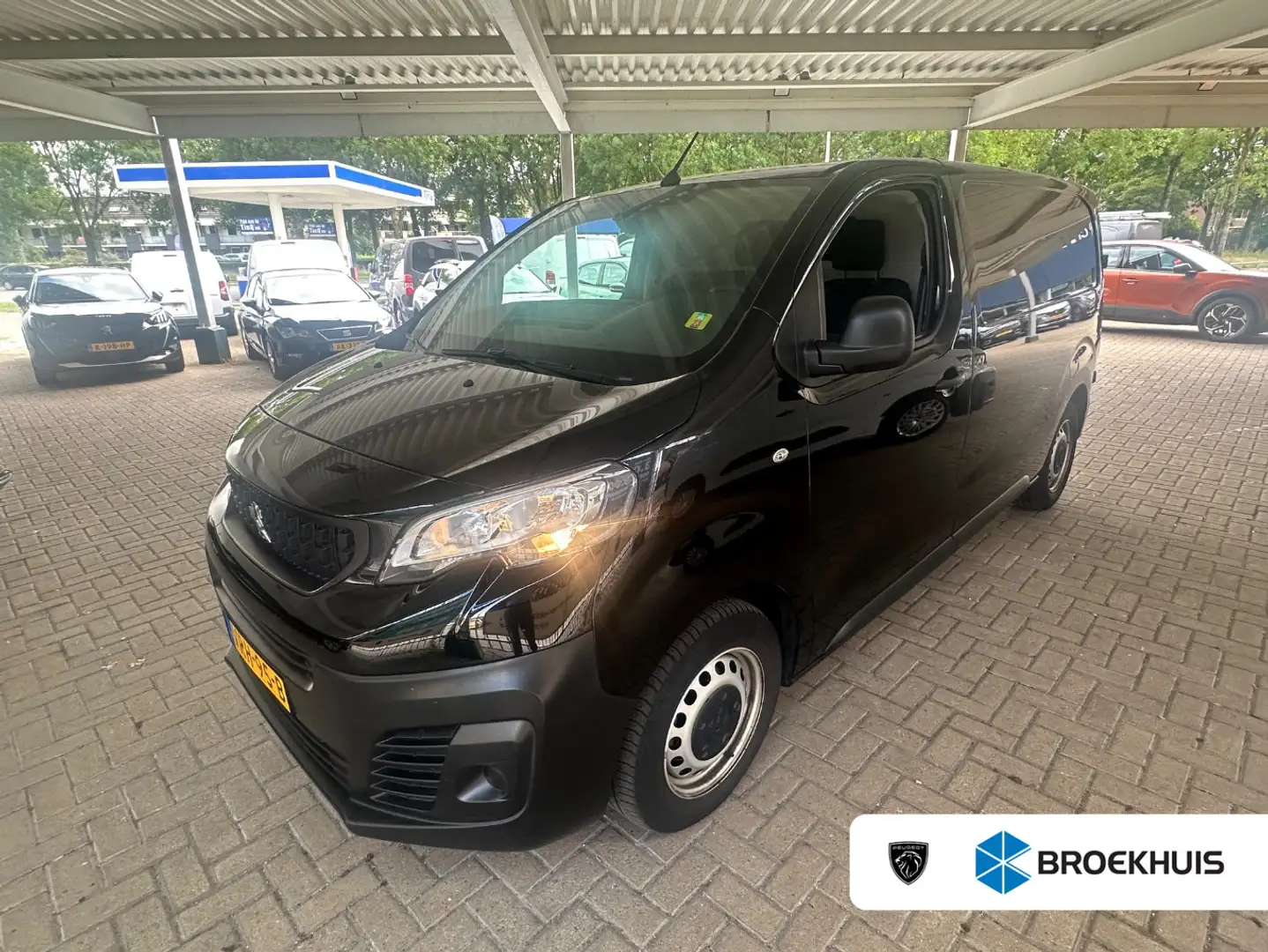 Peugeot Expert 2.0 BlueHDI 145 Standard Premium | 2 zitplaatsen r Zwart - 1