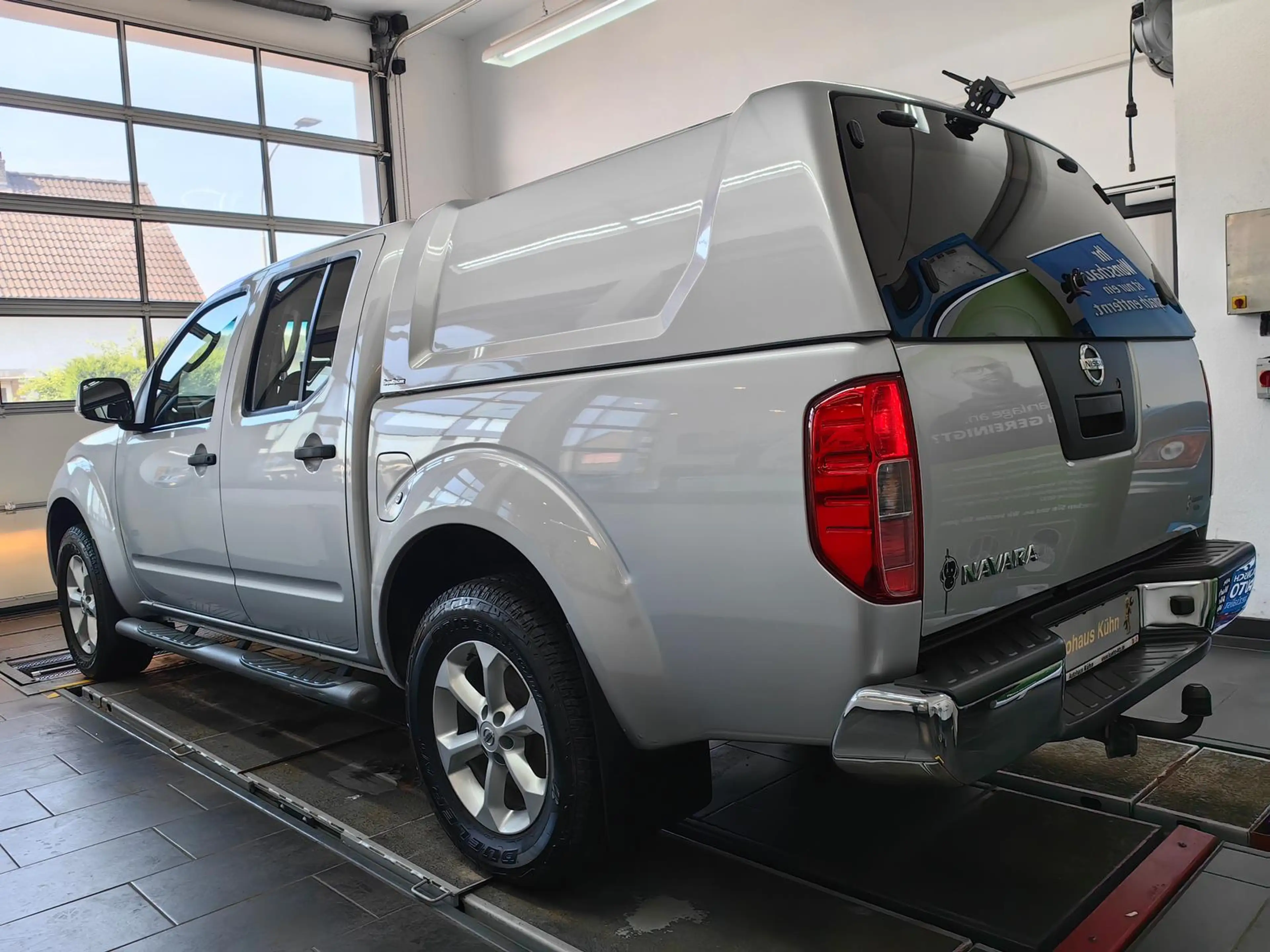 Nissan Navara Double Cab SE 4X4 2.5 dCi Diesel KAT — photo 7