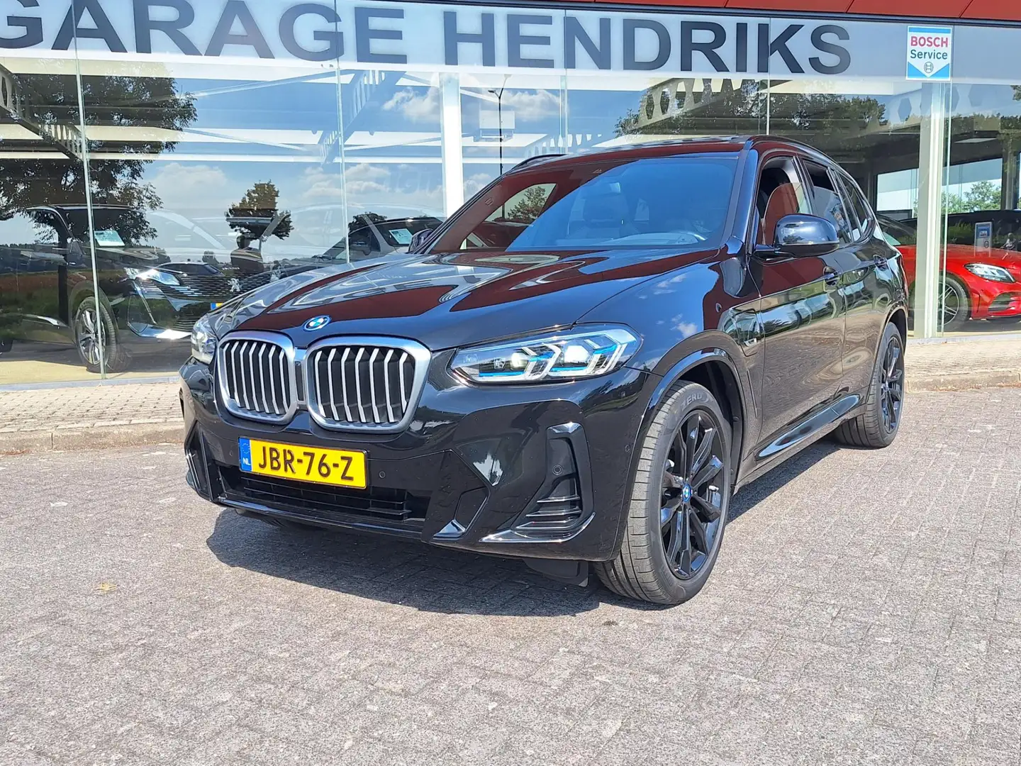 BMW X3 xDrive30e M Sport | NIEUW 22 MODEL | Laserlight | Noir - 2