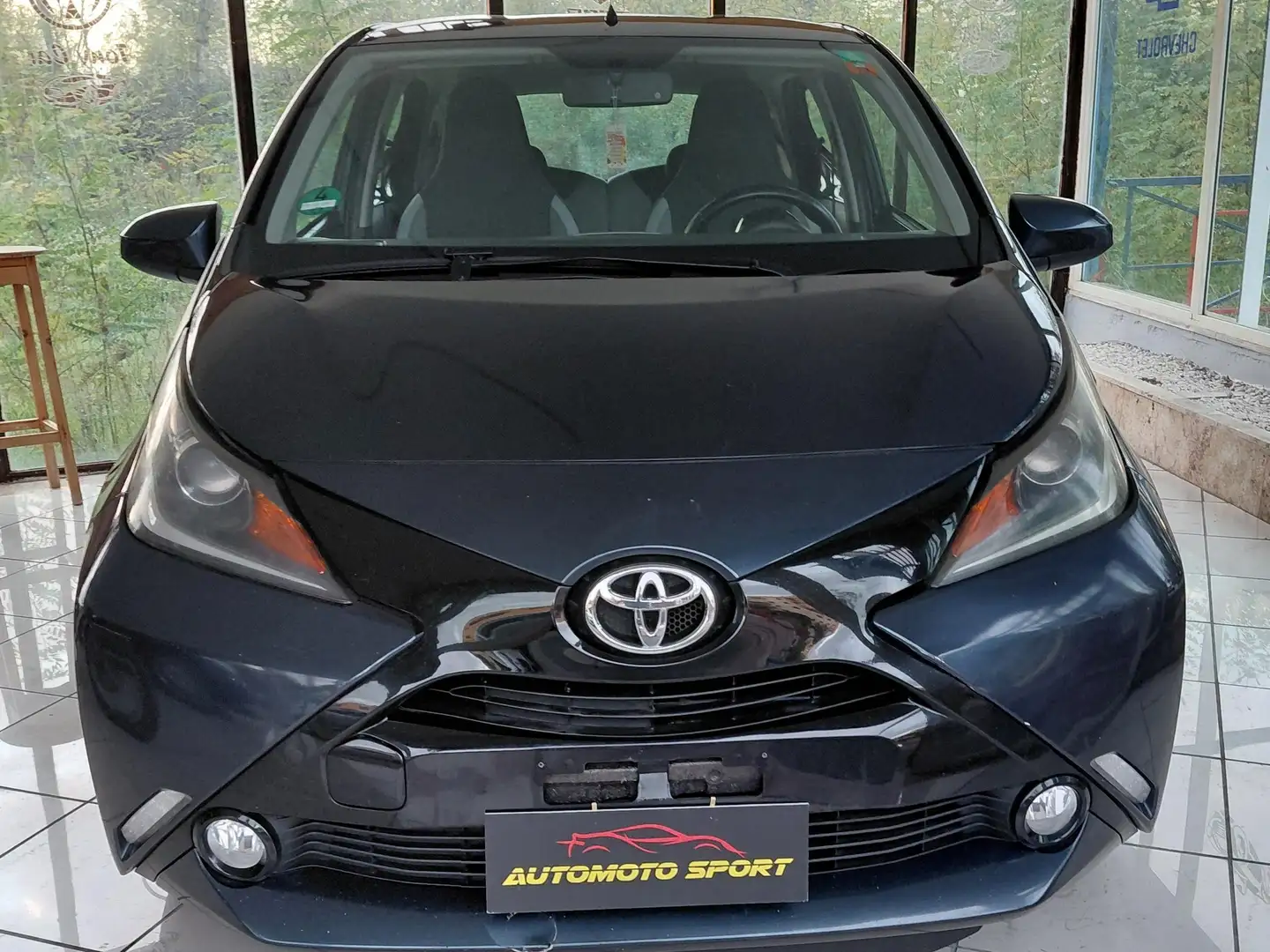 Toyota Aygo Aygo 5p 1.0 Active connect my14 Grigio - 2