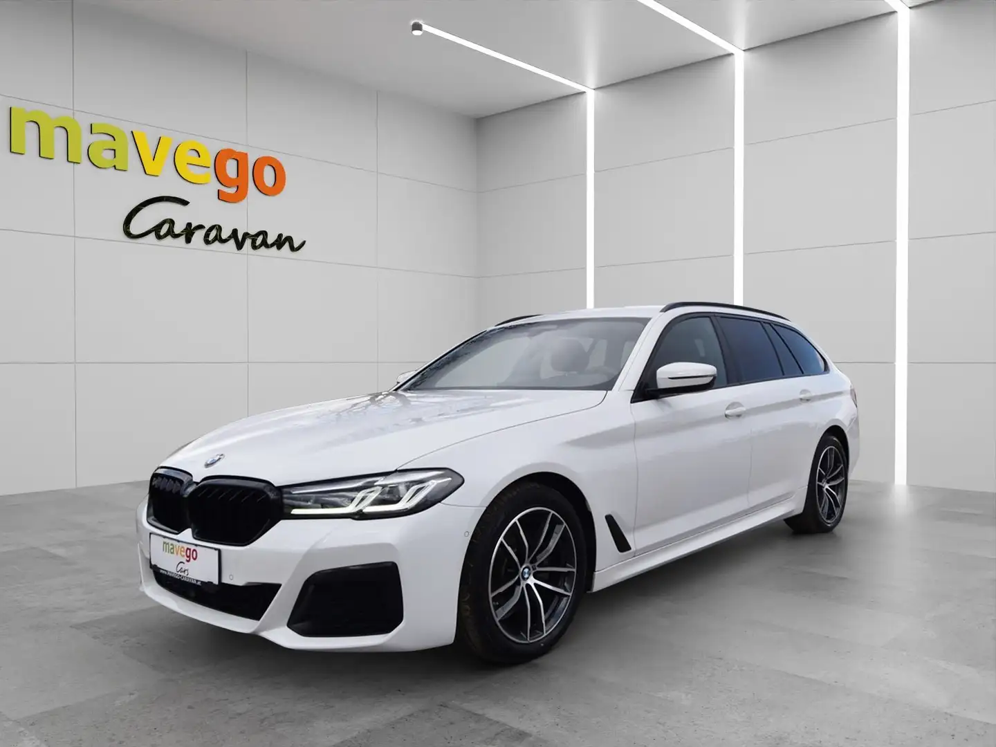 BMW 520 520 d Touring M Sport Aut. **ERSTBESITZ*GARANTIE* Weiß - 1