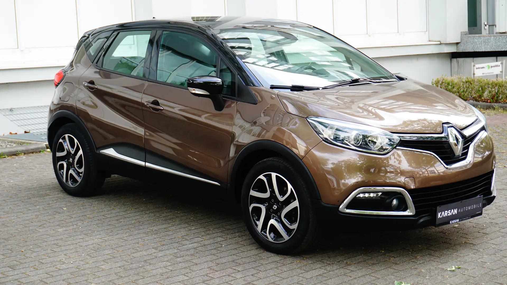 Renault Captur Luxe/SHZ/PDC/KLIMA/NAVI/LED/AUX/USB - 2