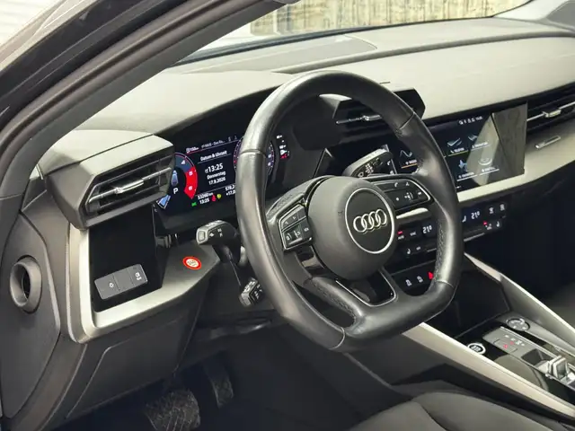 Audi A3 view 9