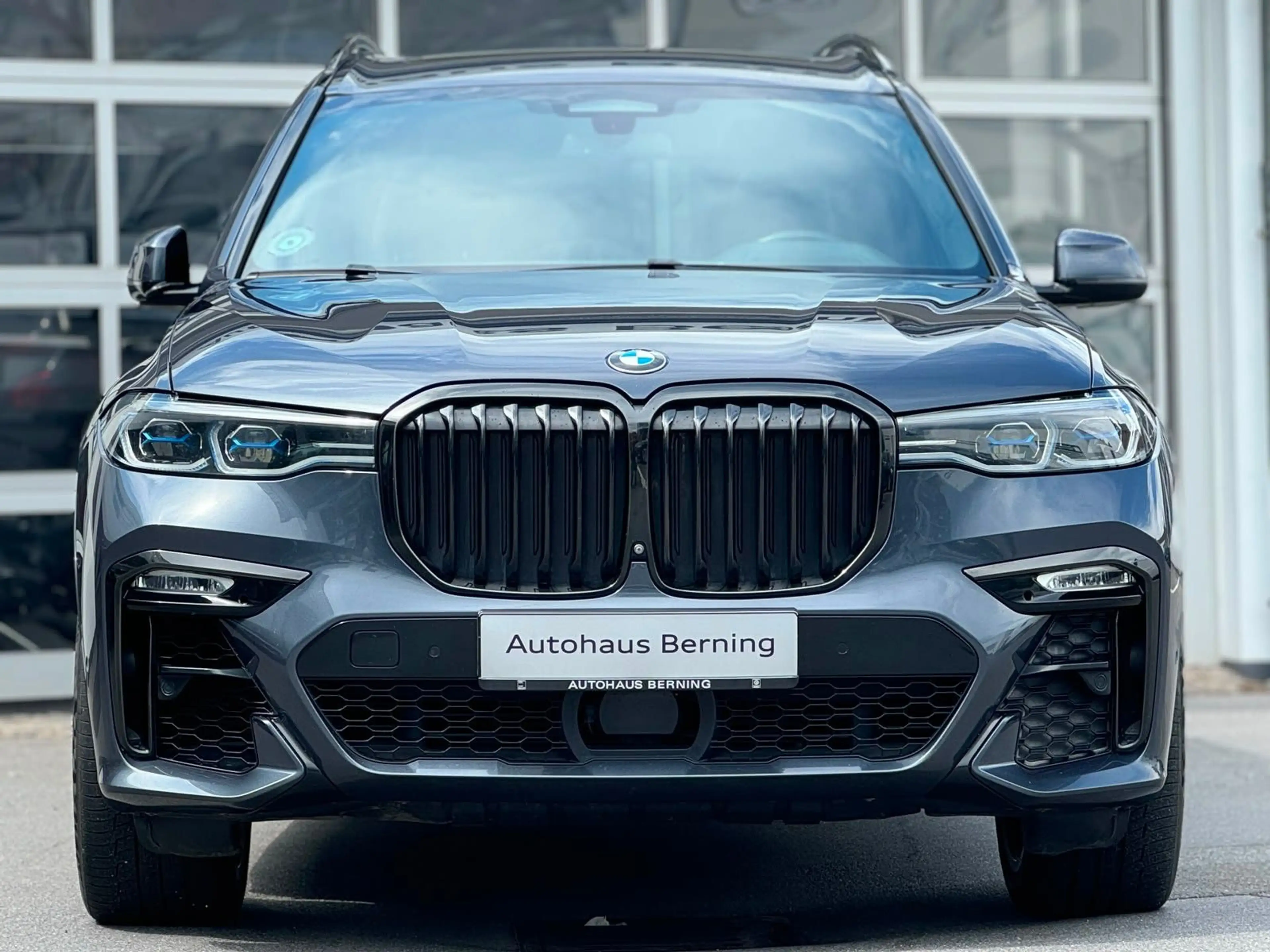 BMW X7 XDRIVE 30d M SPORTPAKET SKYLOUNGE LASER HuD — photo 3