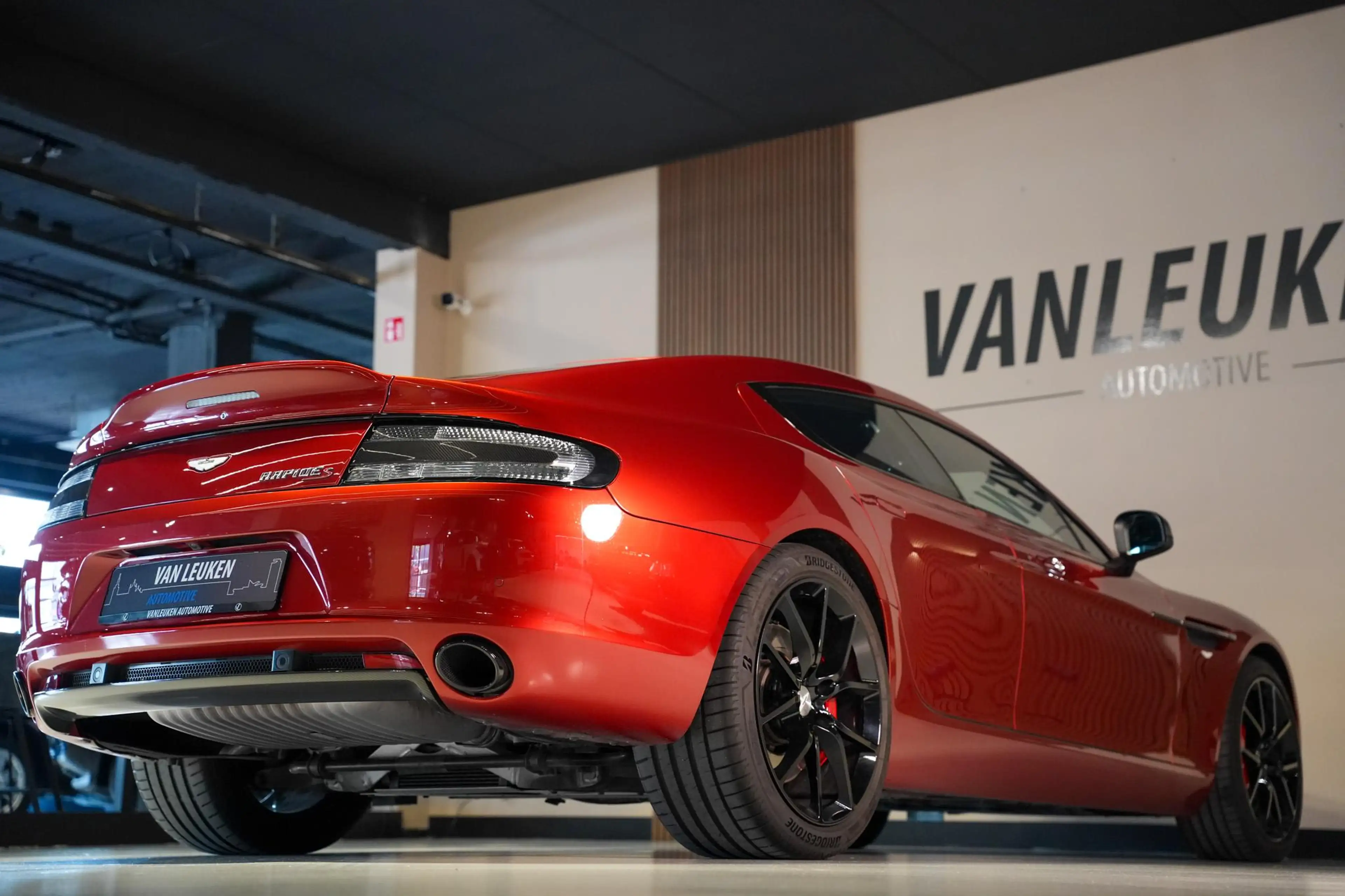 Aston Martin Rapide S - V12 B&O — photo 8