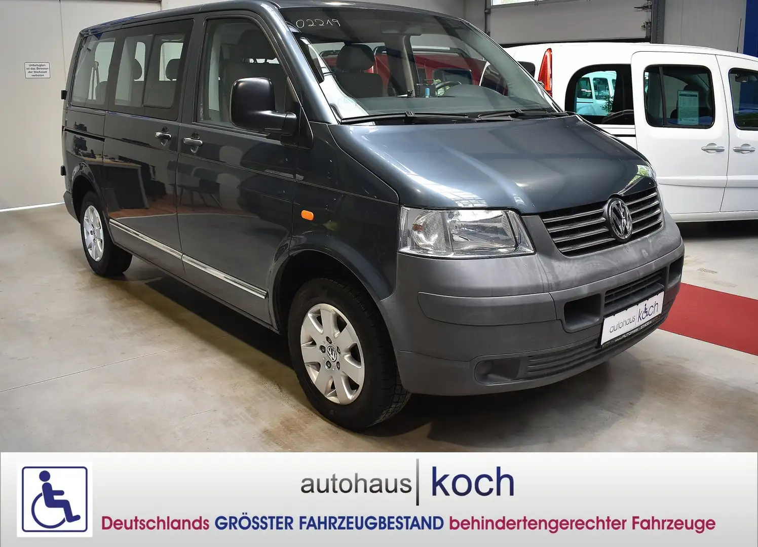 Volkswagen T5 Shuttle Shuttle 2.5 TDI EU3 rollstuhlgerecht Grau - 2