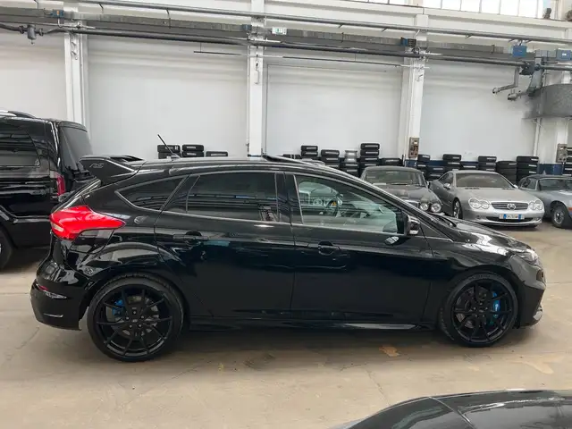 Ford Focus view 5