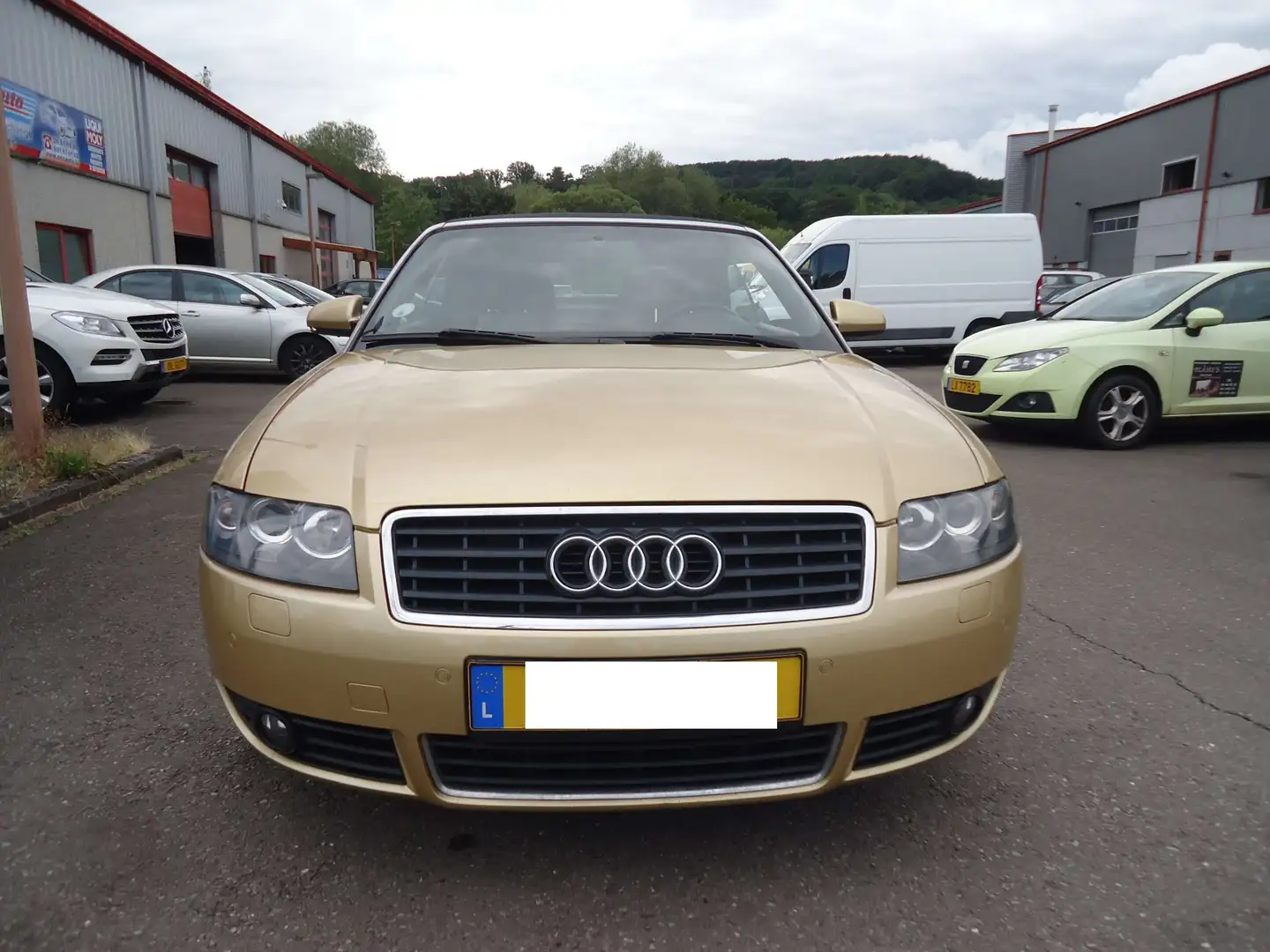 Audi A4 A4 Cabriolet 2.5 TDi V6 S line CVT Multitronic Or - 1