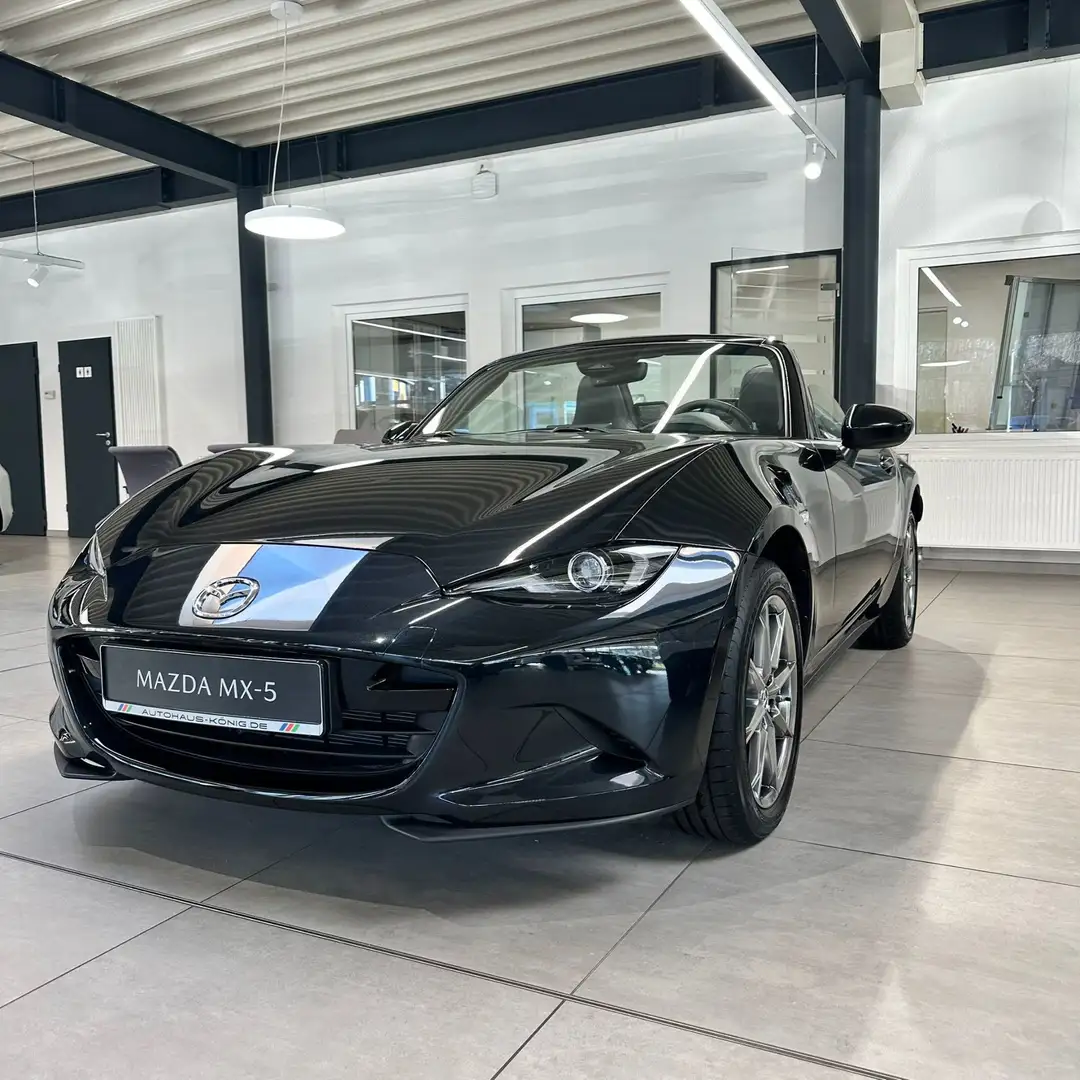 Mazda MX-5 1.5L SKYACTIV-G 132 RWD Exclusive-line Schwarz - 1