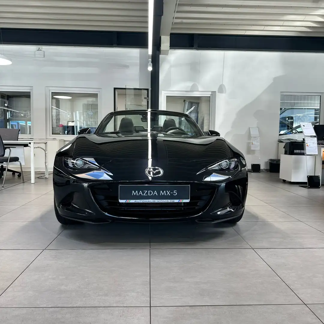 Mazda MX-5 1.5L SKYACTIV-G 132 RWD Exclusive-line Schwarz - 2
