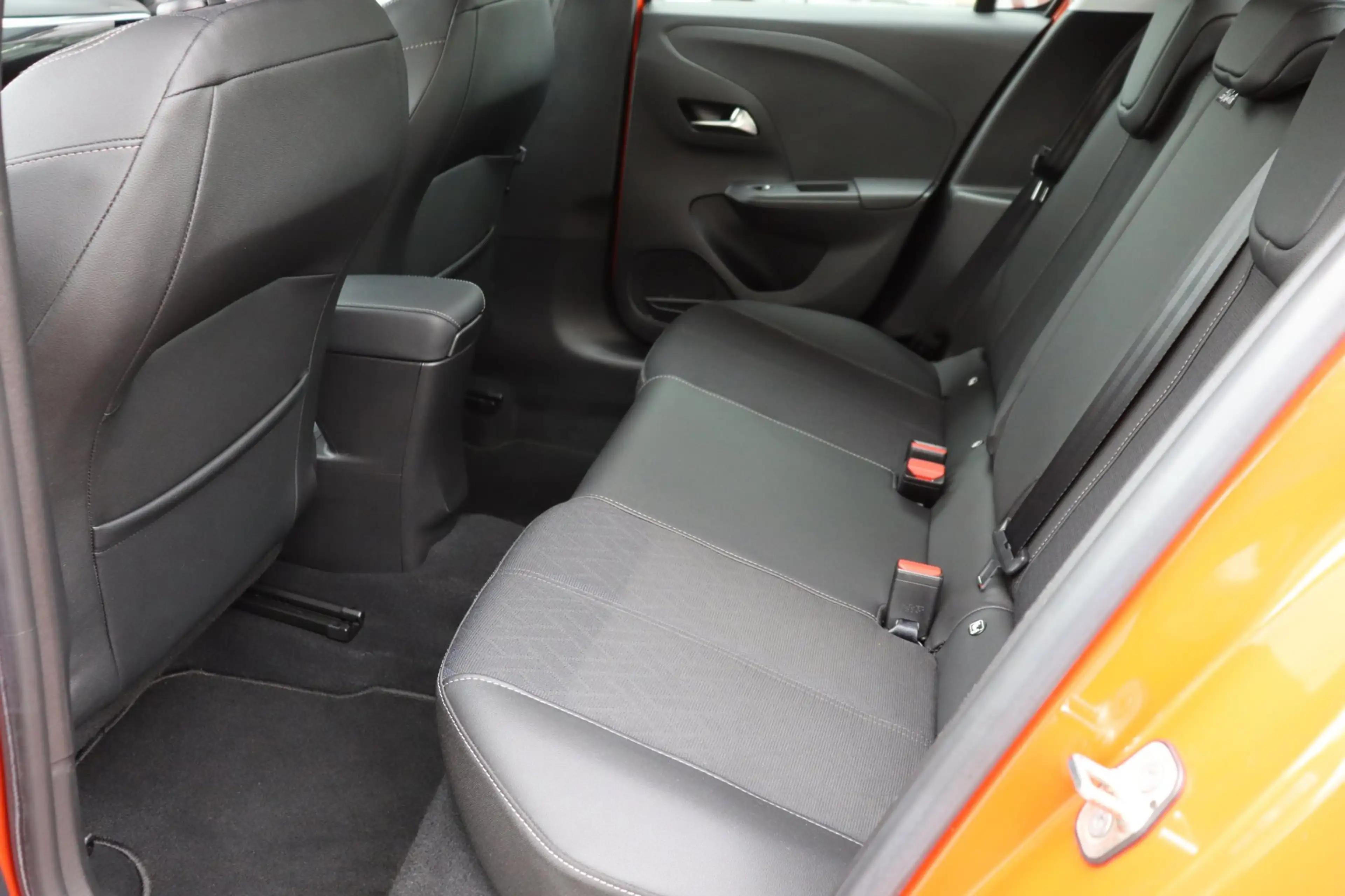 Opel Corsa 1.2Turbo Elegance Org. NL camera h.leer pdc — photo 11