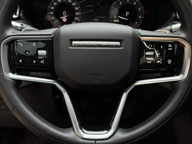 Land Rover Range Rover Velar view 15