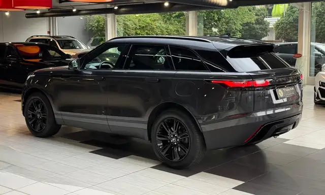 Land Rover Range Rover Velar view 9