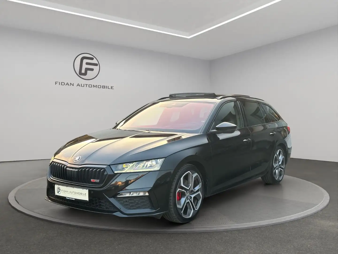 Skoda Octavia Combi RS Plus 4x4*Pano*Matrix*HUD*Memo* Schwarz - 1