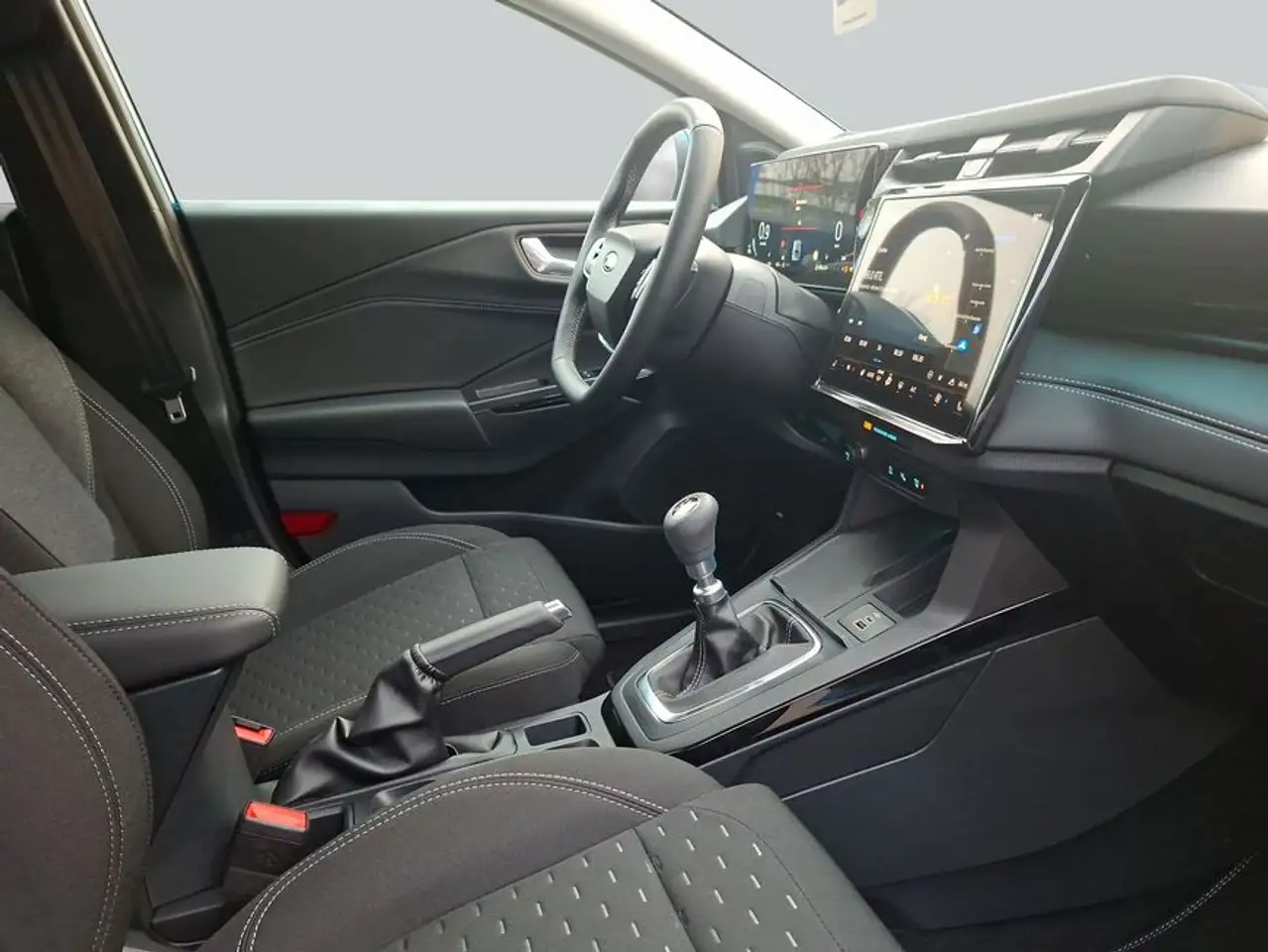 Ford Puma 1.0 EcoBoost Hybrid TITANIUM 92 kW, 5-türig 12