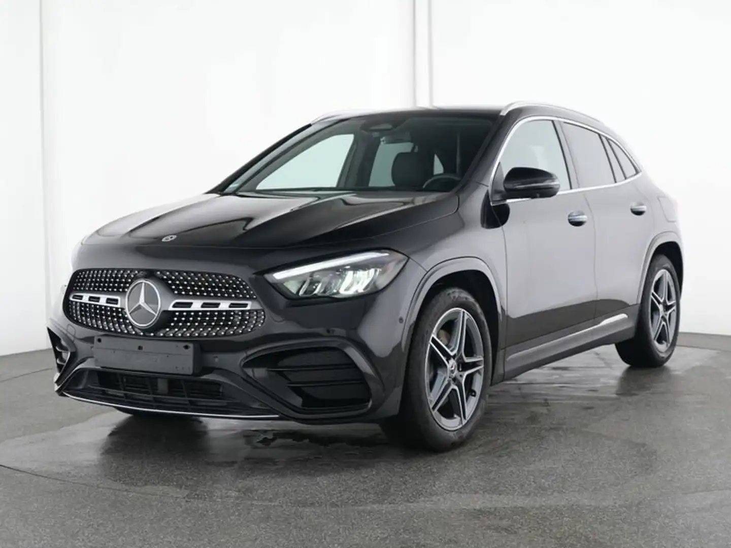 Mercedes-Benz GLA 200 GLA 200 AMG Line 360° Distronic Totw. el-Klappe Schwarz - 2
