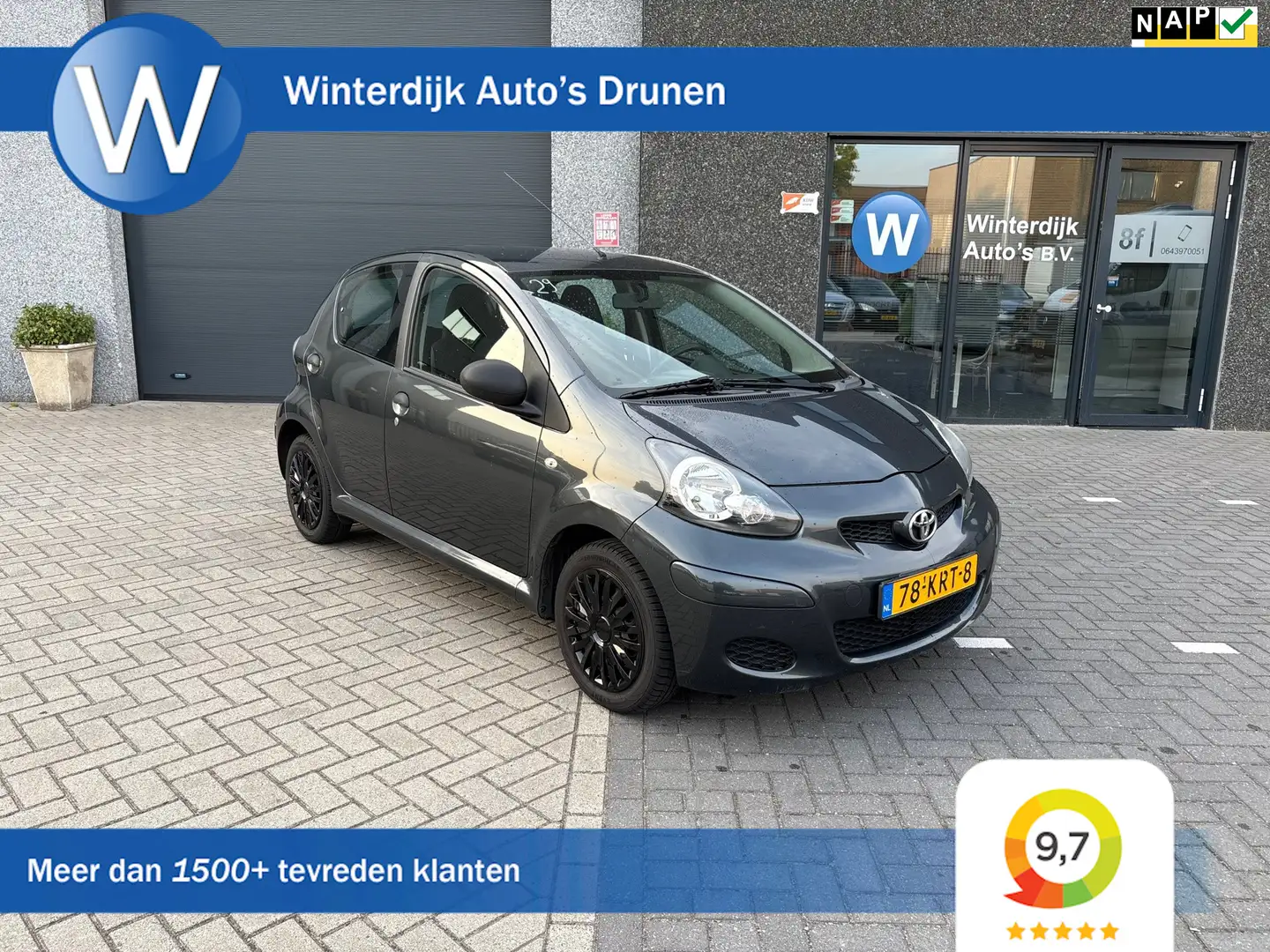Toyota Aygo 1.0-12V Benzine! Zuinig! Betrouwbaar! Met Apk! Gris - 1