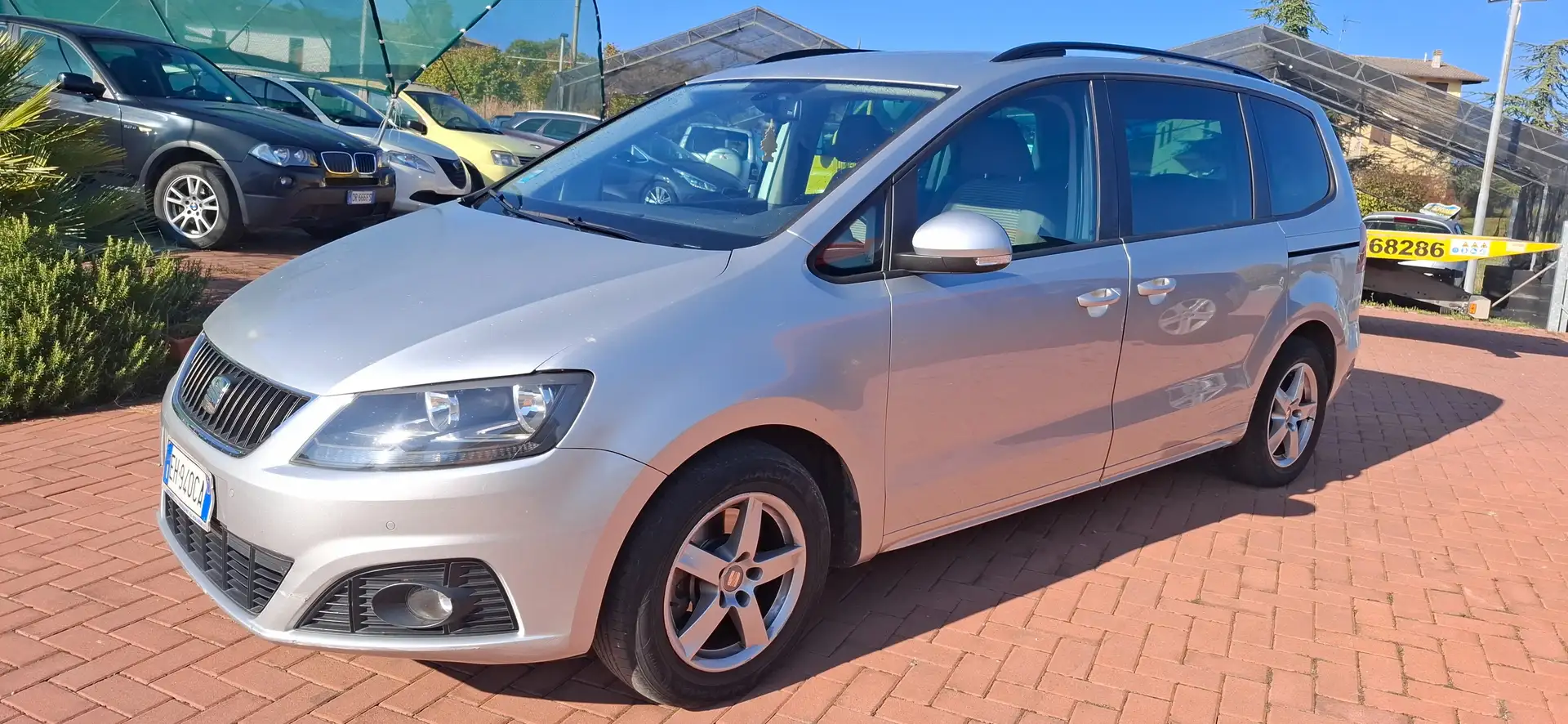 SEAT Alhambra 2.0 tdi 7 posti Silber - 1